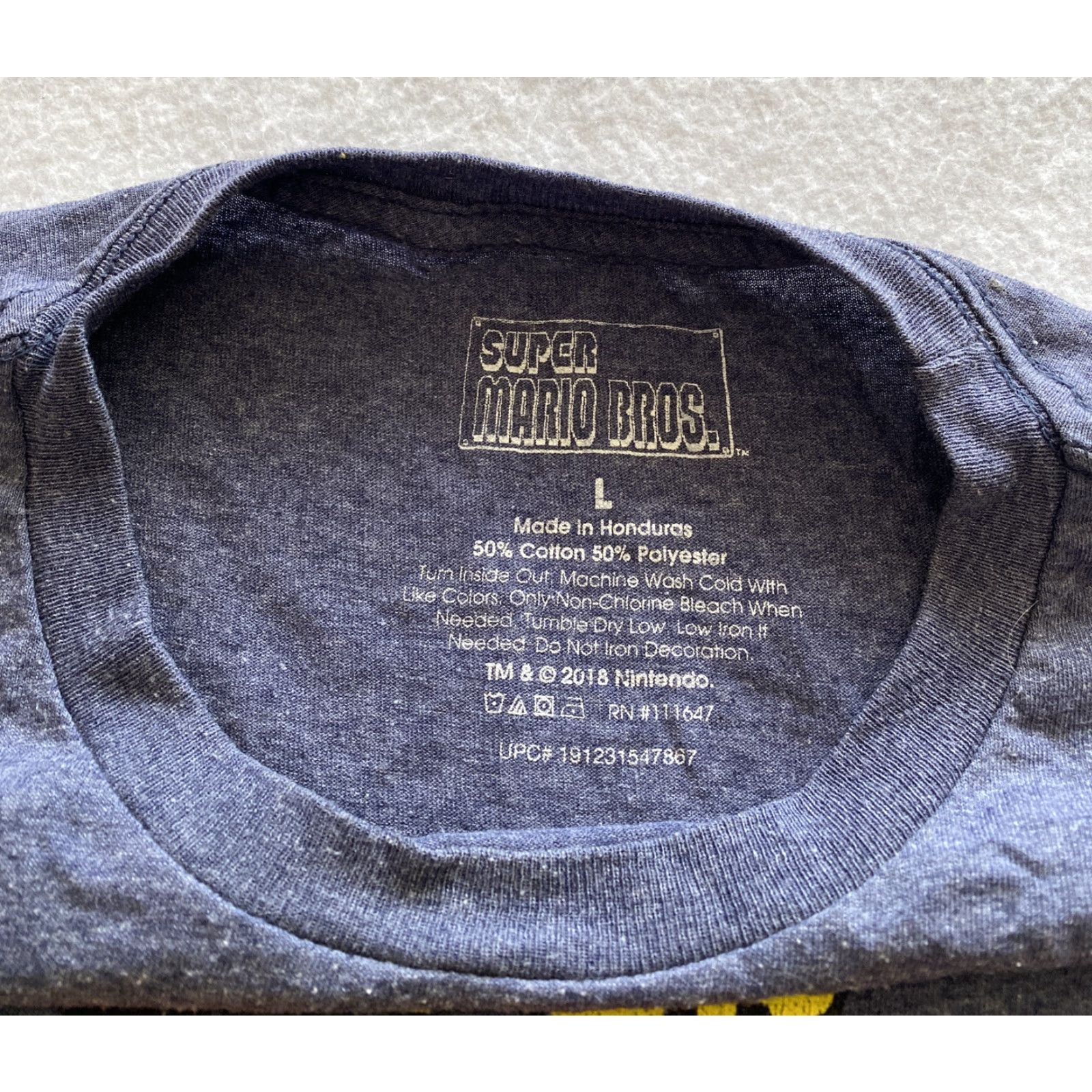 Vintage Super Mario Brothers Adventure T-Shirt Men L Blue Short Sleeve Graphics 17-18 Size US L / EU 52-54 / 3 - 3 Thumbnail