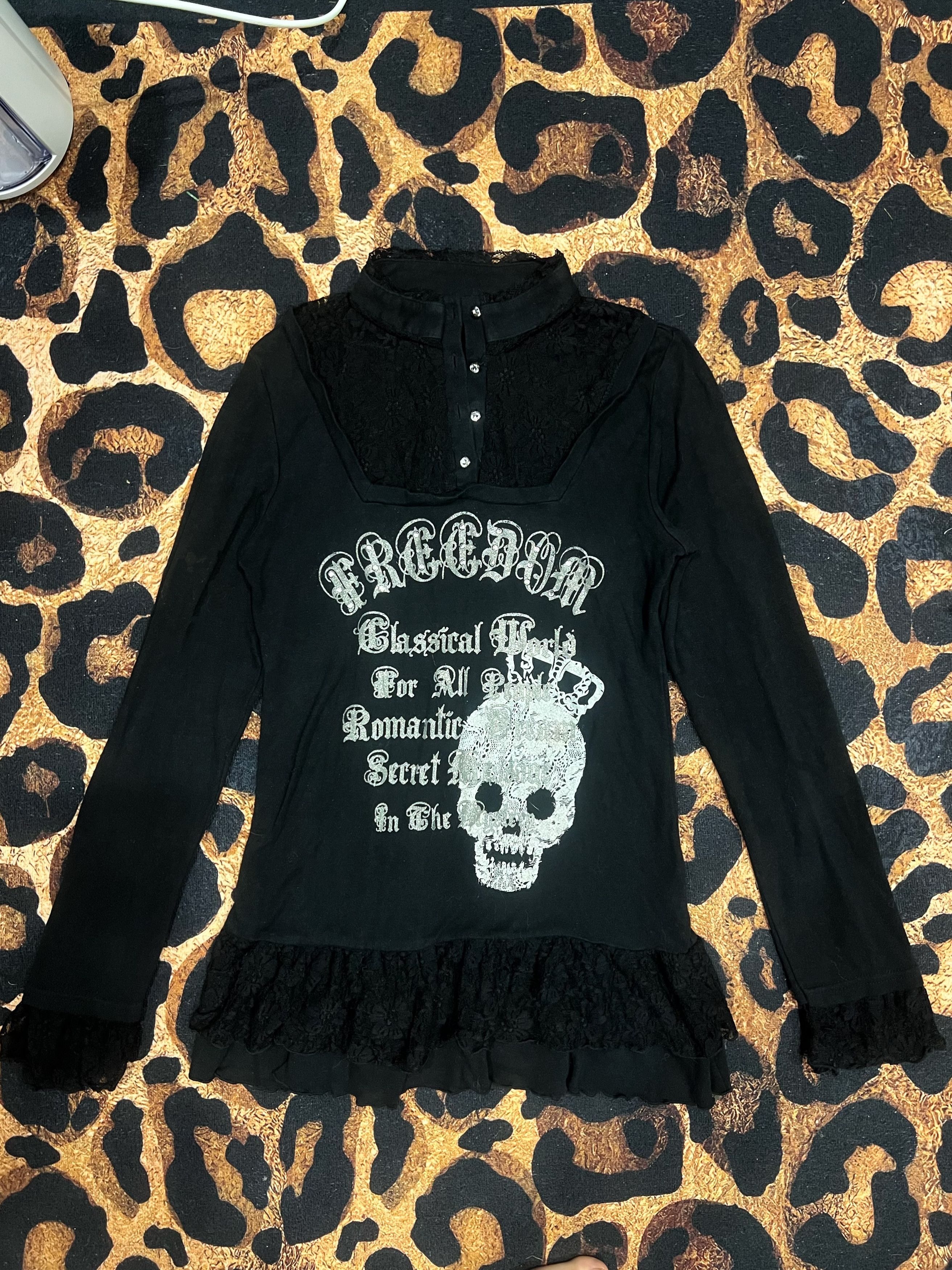 Japanese Brand TRPP GIRL skull and lace punk top☠️ ➕ Size M / US 6-8 / IT 42-44 - 7 Thumbnail