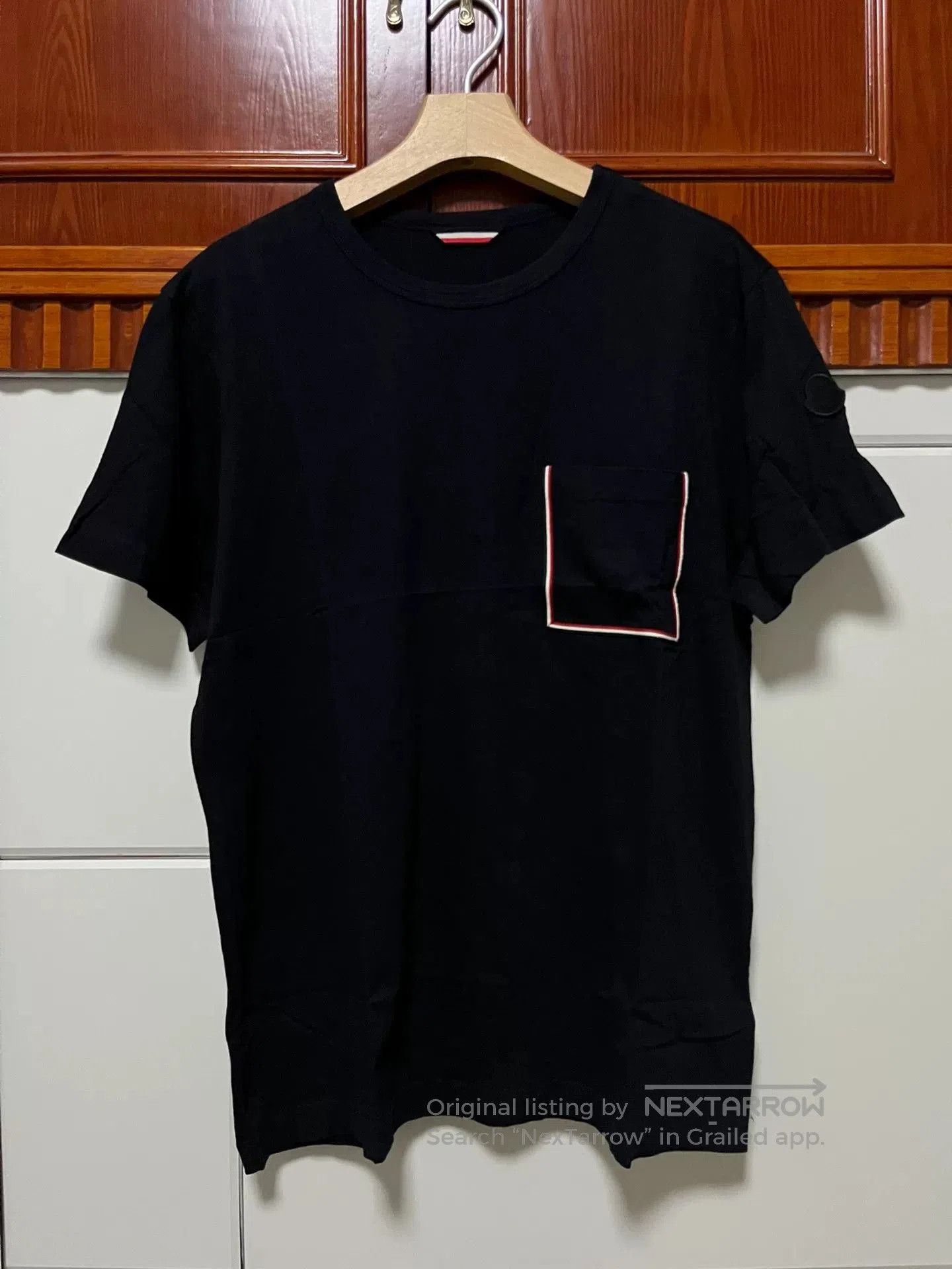 Moncler Moncler Black Label Logo Short. Size US XL / EU 56 / 4 - 1 Thumbnail