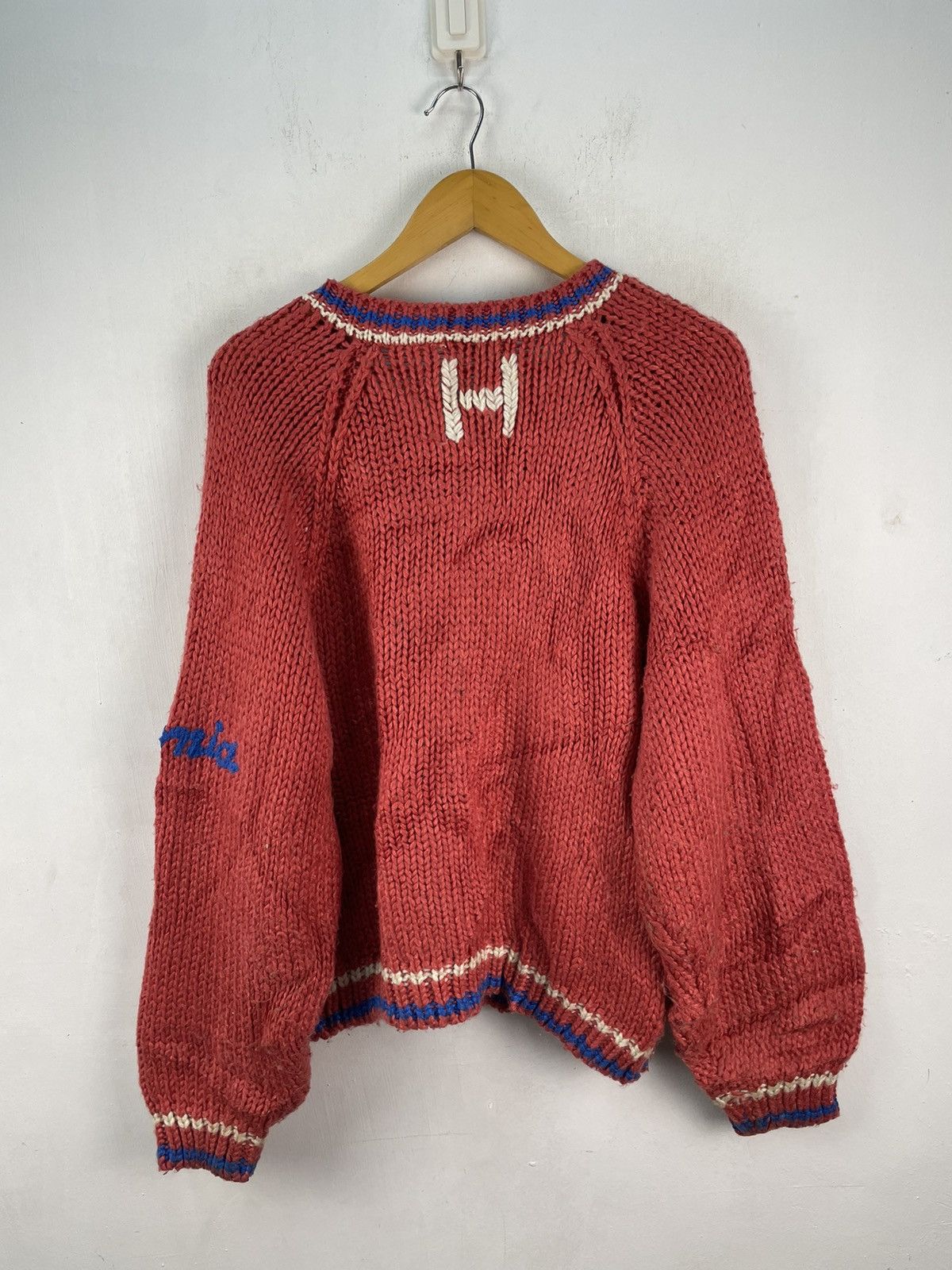 Vintage Vintage Blonia Hand Knit Sweater Knitwear Baggy Size US L / EU 52-54 / 3 - 4 Thumbnail