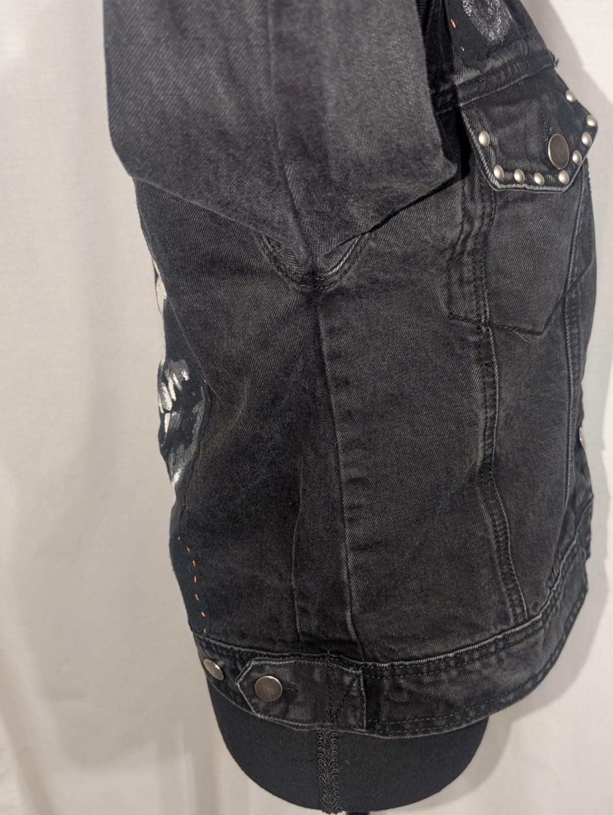 Forever 21 Women's Upcycled Studded Punk Black Denim Misfits Jacket Size M / US 6-8 / IT 42-44 - 5 Thumbnail