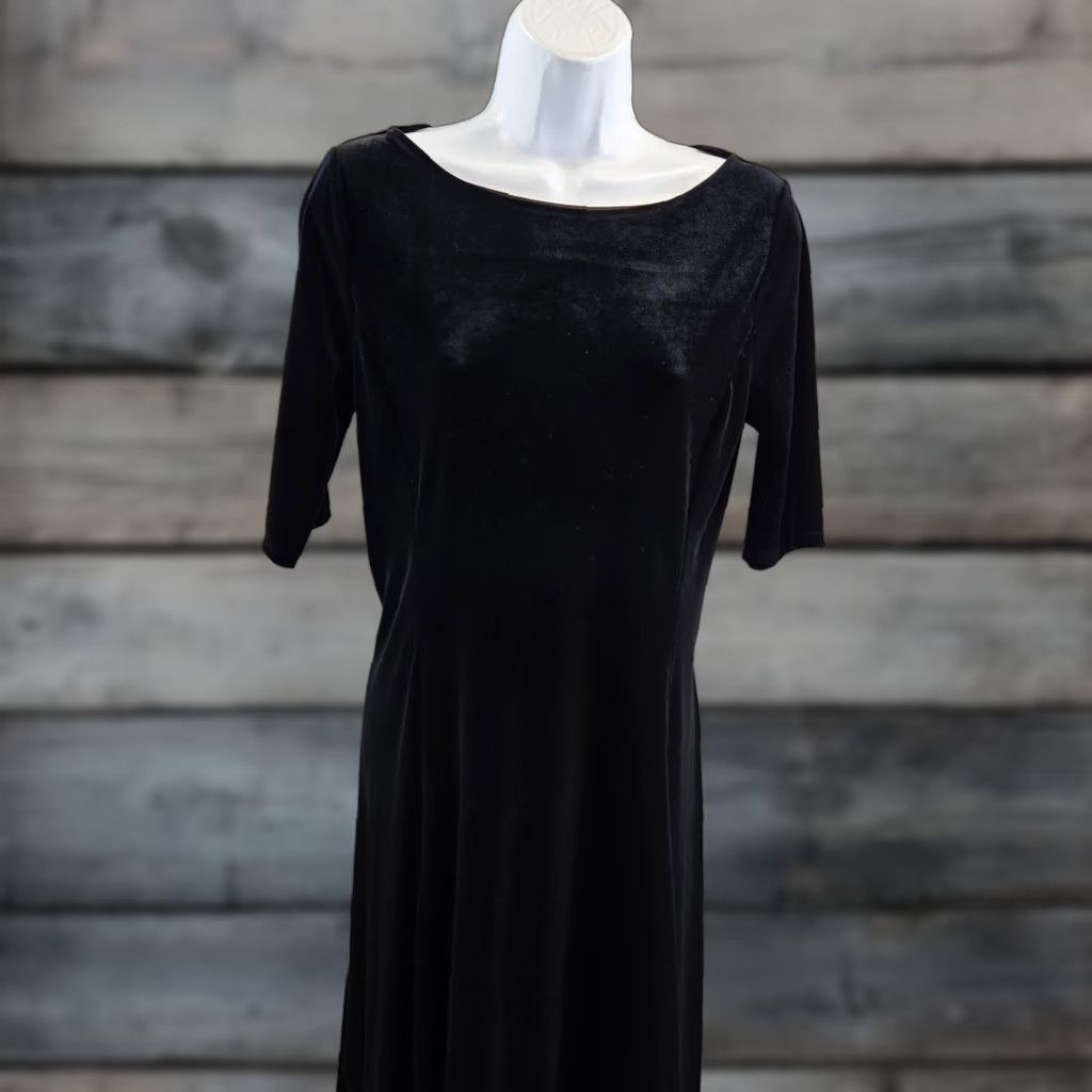 Lands' End VINTAGE Lands' End Velvet Dress Womens Solid Black Half Sleeve Midi Size Small (S) P Size S / US 4 / IT 40 - 1 Thumbnail
