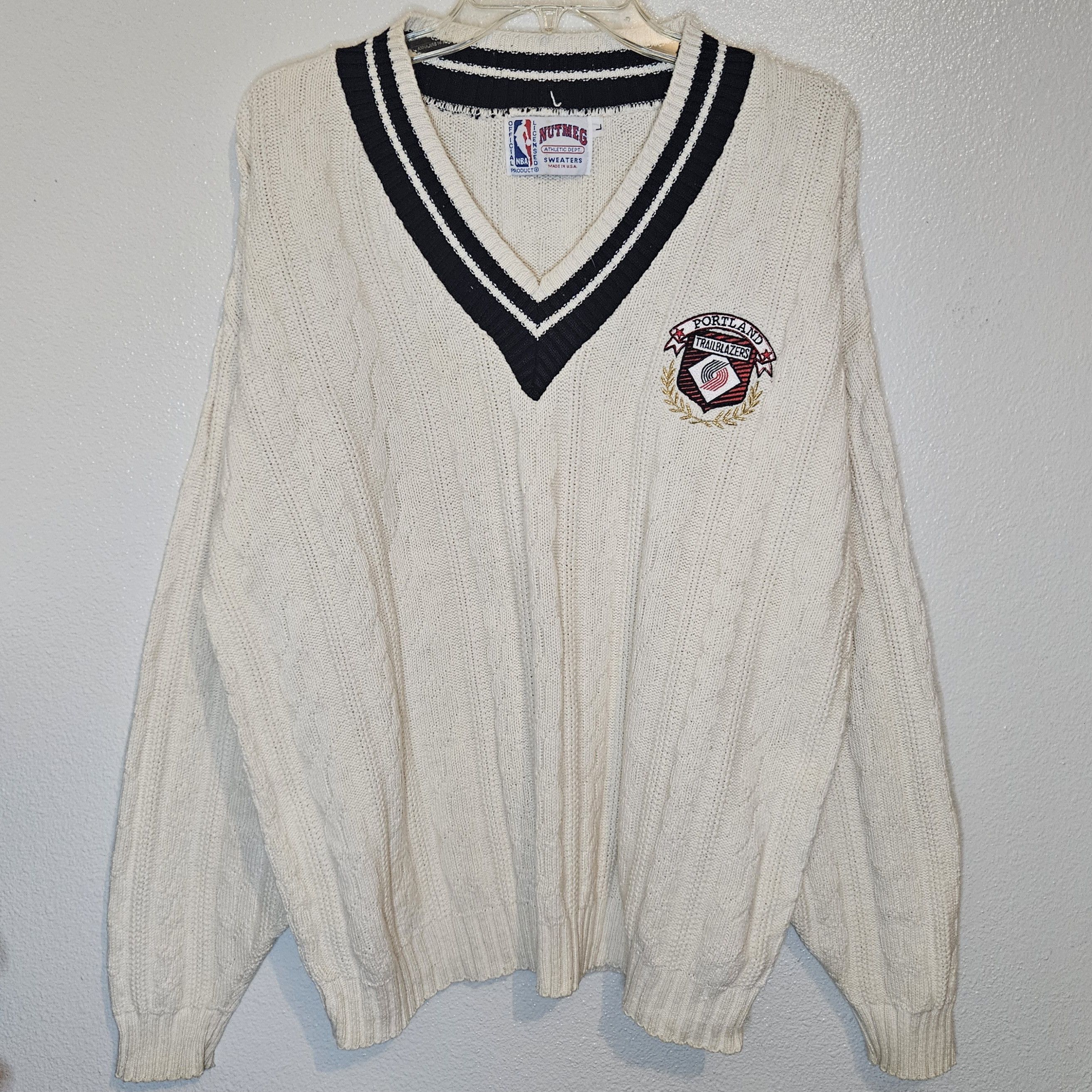 Nutmeg Vintage Nutmeg Portland Trail Blazers Cable Knit Sweater Size US L / EU 52-54 / 3 - 1 Thumbnail