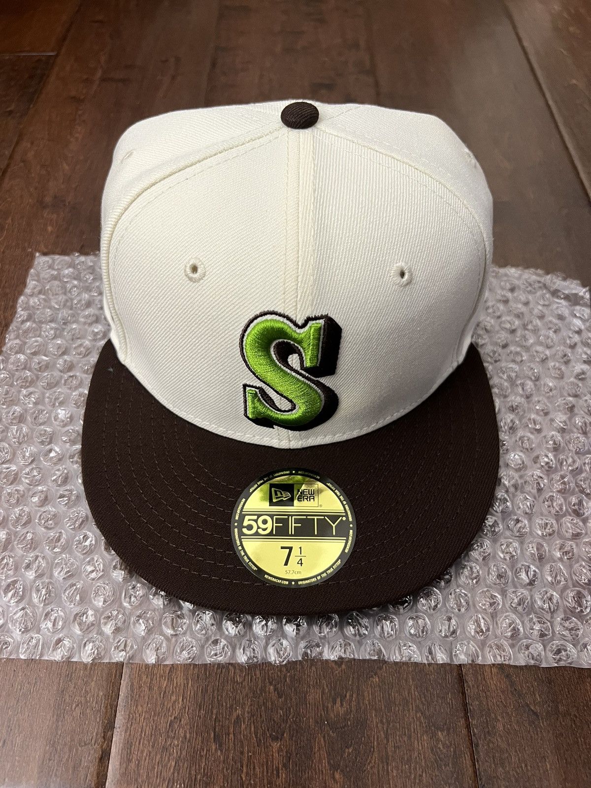 Hat Club Hat Club New Era Ambassador Matcha Mariners Patch Hat 7 1/4 Size ONE SIZE - 1 Thumbnail