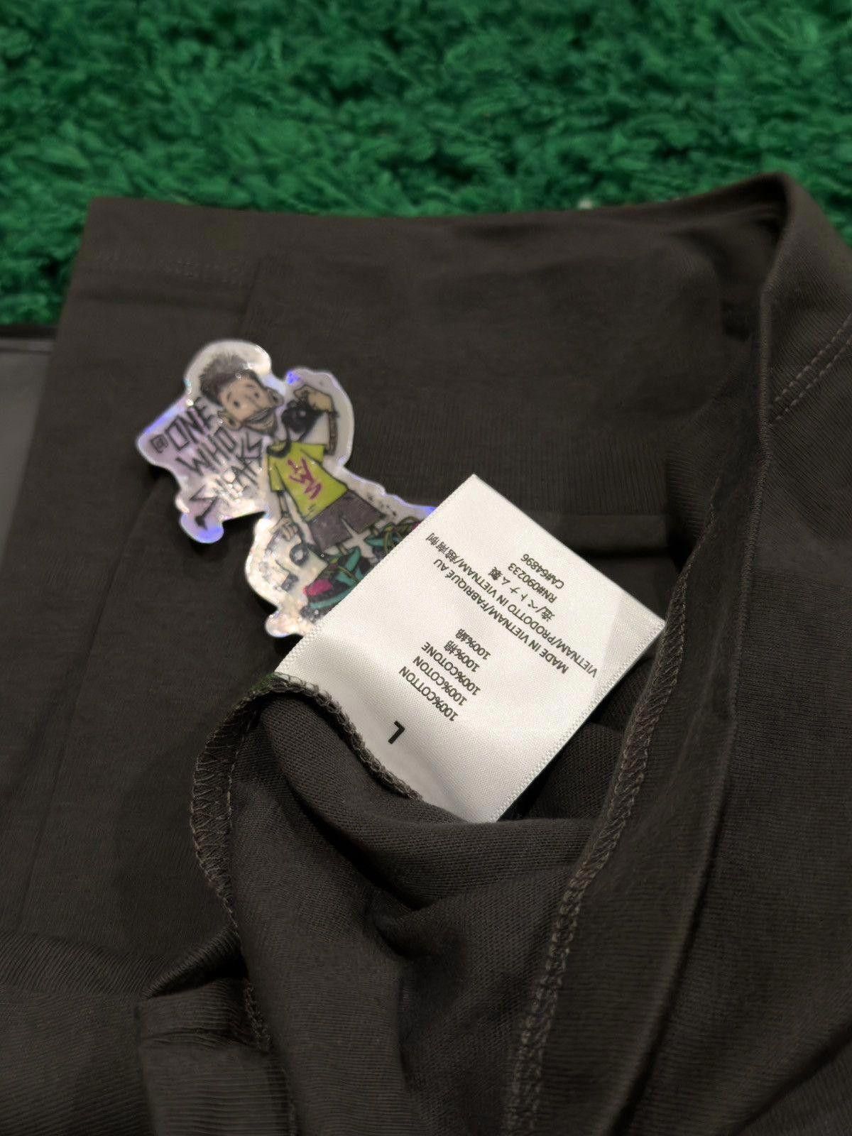 Fear of God Fear of God Essentials L/S Tee Off Black Size Large Size US L / EU 52-54 / 3 - 9 Thumbnail