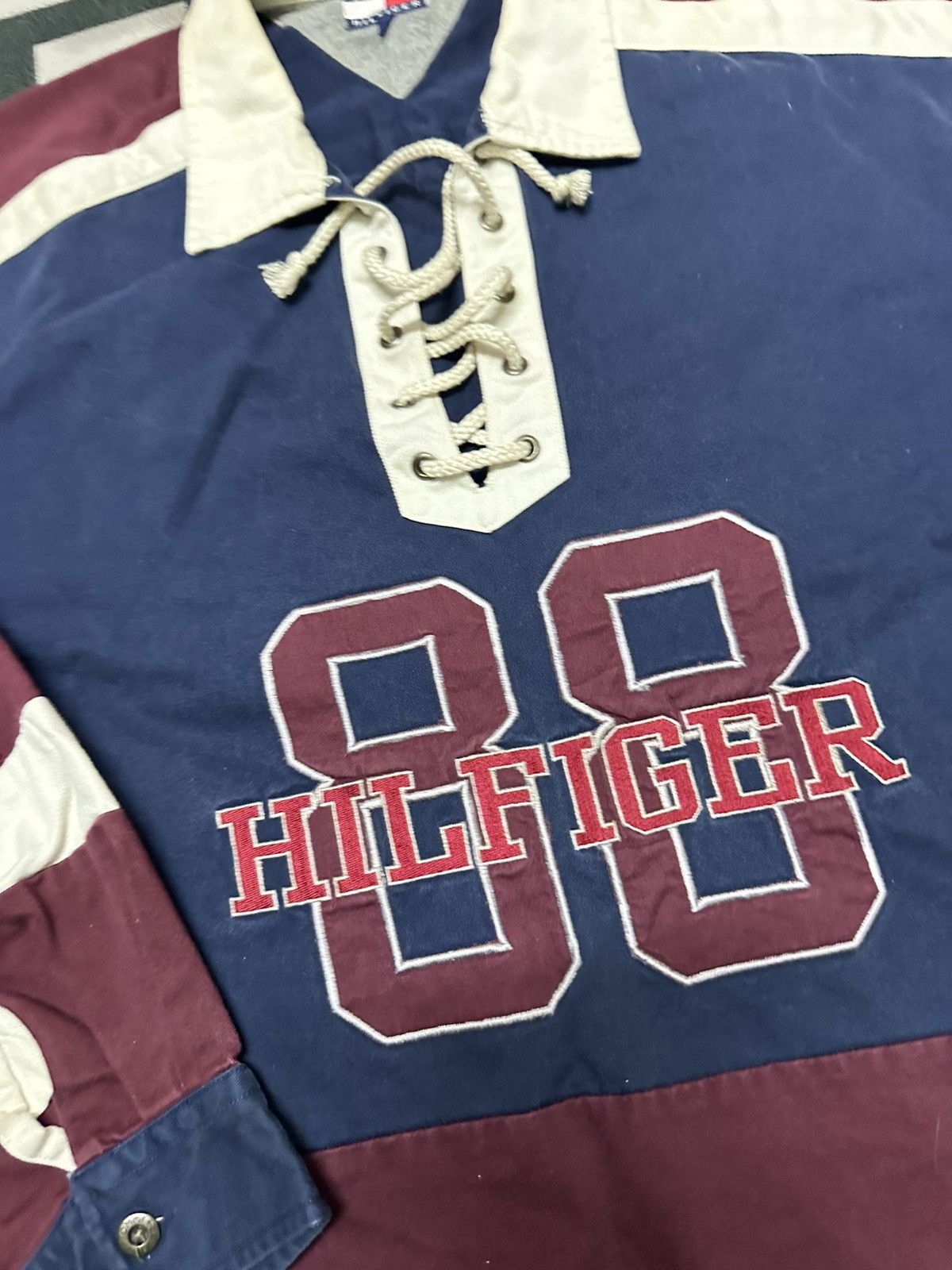 Tommy Hilfiger Vintage 90s Tommy hilfiger rugby shirt hockey jersey Size US L / EU 52-54 / 3 - 8 Thumbnail