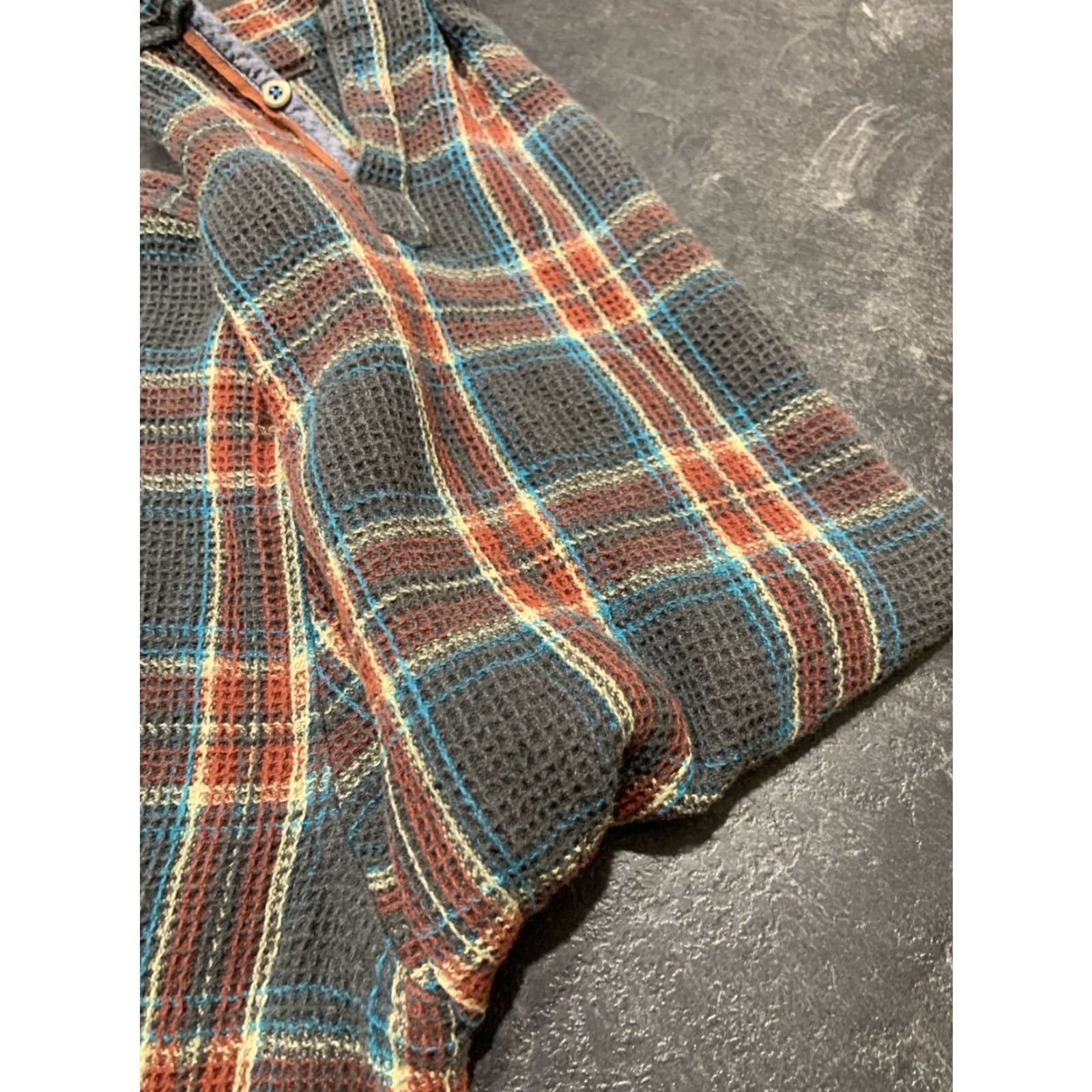 Carbon Carbon Plaid Waffle Knit Long Sleeve Button-Up Shirt XL Multicolor Mens Size US XL / EU 56 / 4 - 2 Thumbnail
