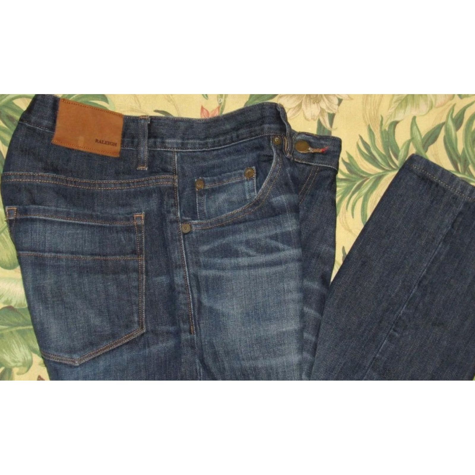 Raleigh Denim RALEIGH DENIM Jeans Jones Denim 31 x 32 Rosendo Antigua Rosendo Antigua Jones Denim Jeans 31 x 32 Size US 31 - 2 Thumbnail