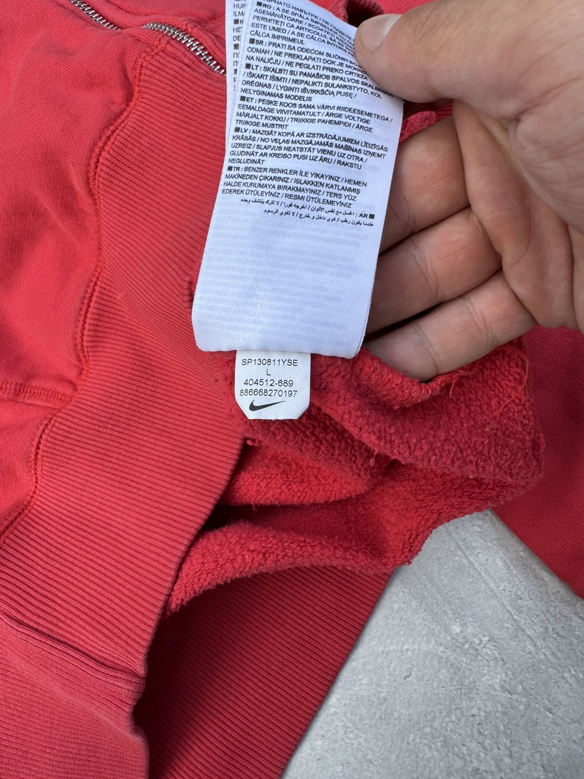 Nike Vintage Nike Swoosh Red Cotton Zip Hoodie Size US L / EU 52-54 / 3 - 9 Thumbnail