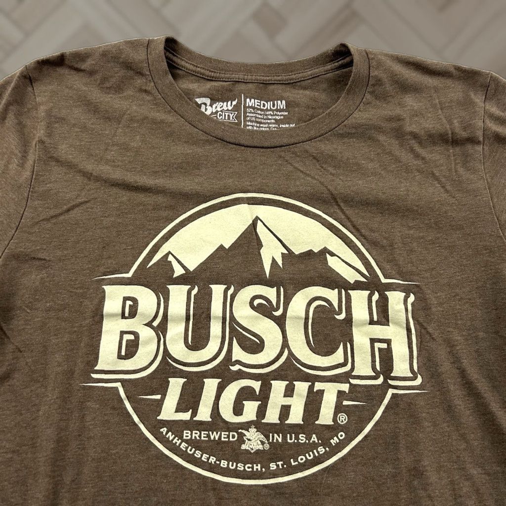 Vintage Busch Light Brew City Short Sleeve T Shirt Mens M Brown City Shirt Size US M / EU 48-50 / 2 - 1 Thumbnail