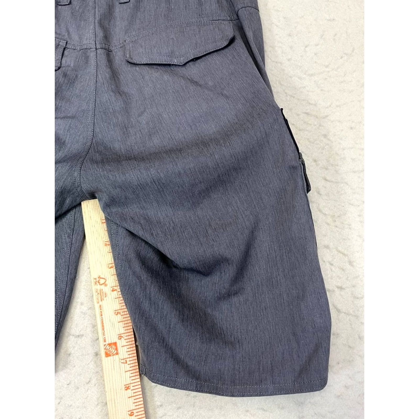 Vintage Salty Crew Shorts Mens Gray Cargo Short Regular 30-31 Inseam 10 in Quick Dry Pockets B Size US 30 / EU 46 - 5 Thumbnail