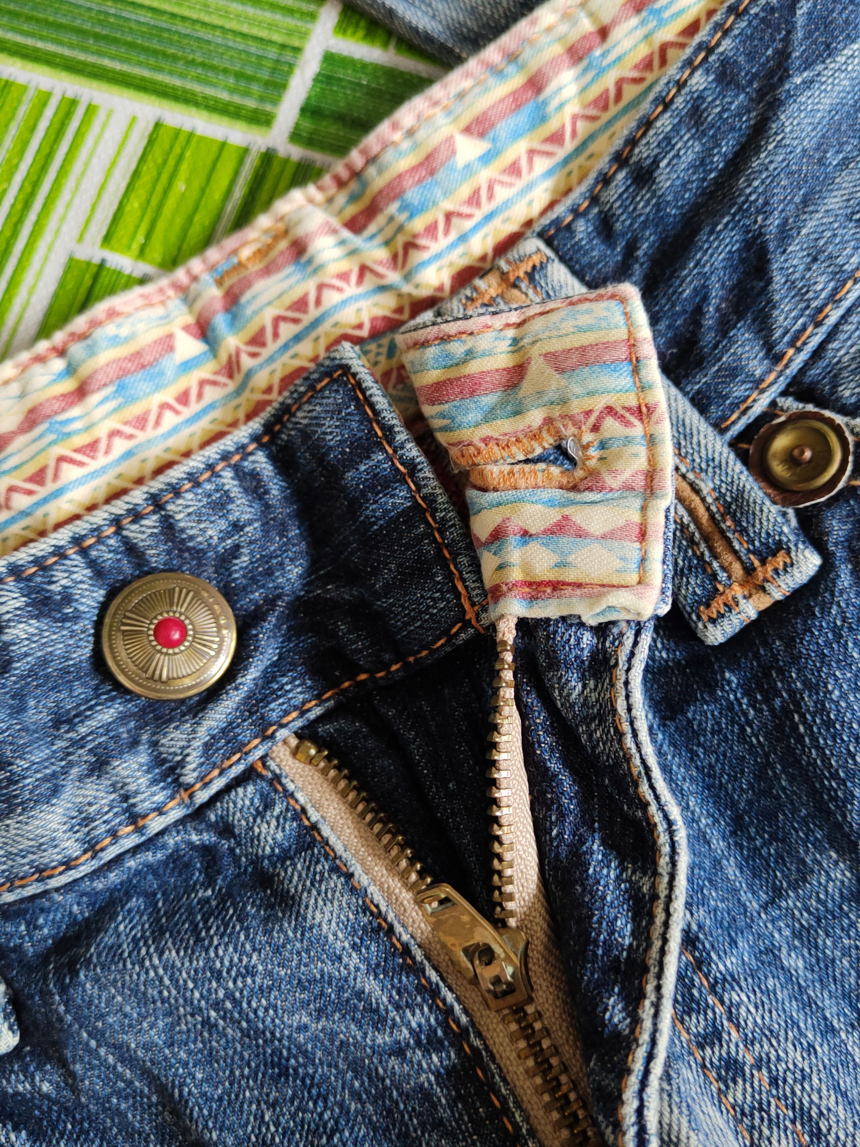 Edwin Edwin Dark Blue Distressed Ripped Jeans #S2203 Size US 33 - 13 Thumbnail