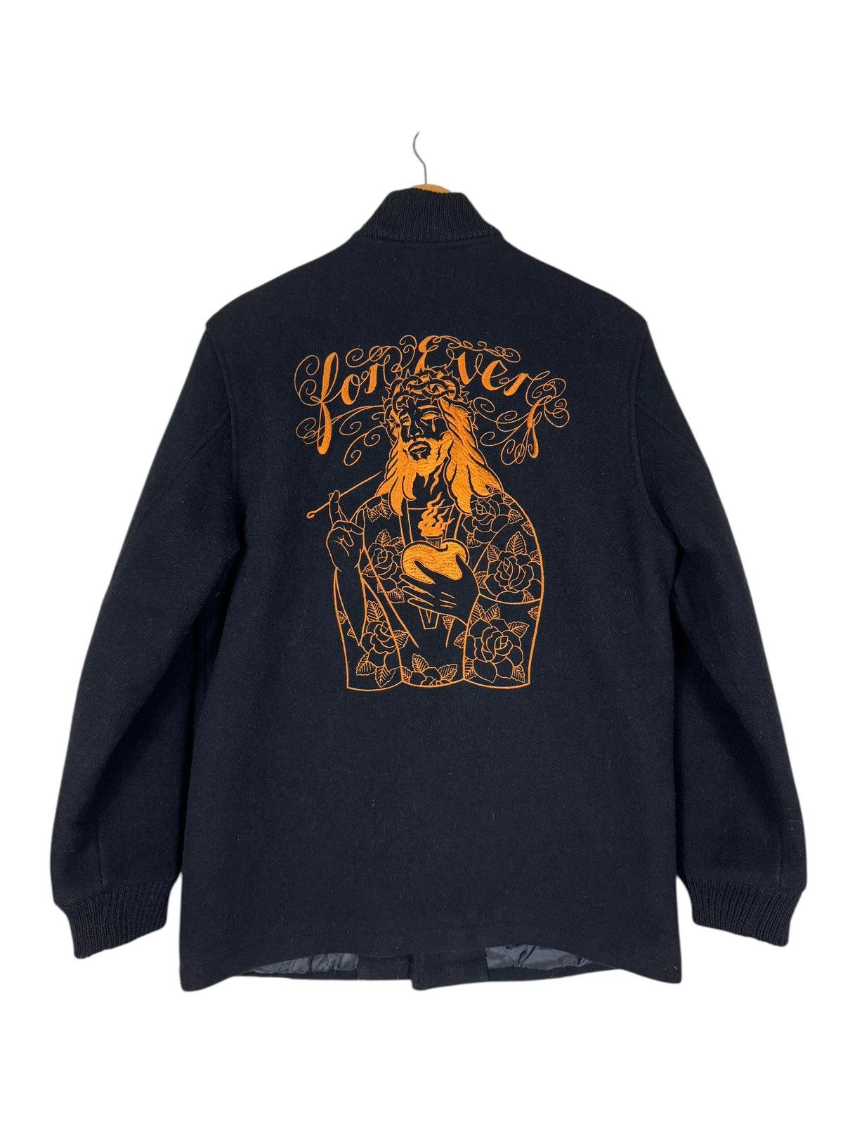 SOFTMACHINE 💥 SOFTMACHINE EMBROIDERY LOGO VARSITY BOMBER JACKET SIZE L Size US L / EU 52-54 / 3 - 8 Thumbnail
