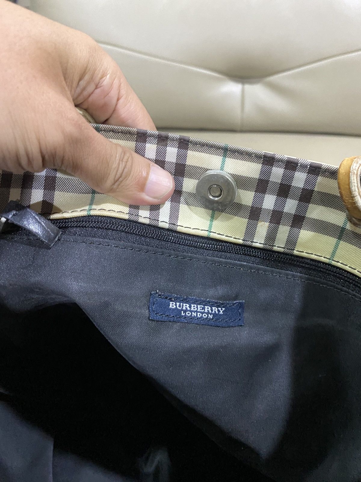 Burberry Authentic Vintage Burberry Nova Check Tote Bag Size ONE SIZE - 15 Thumbnail