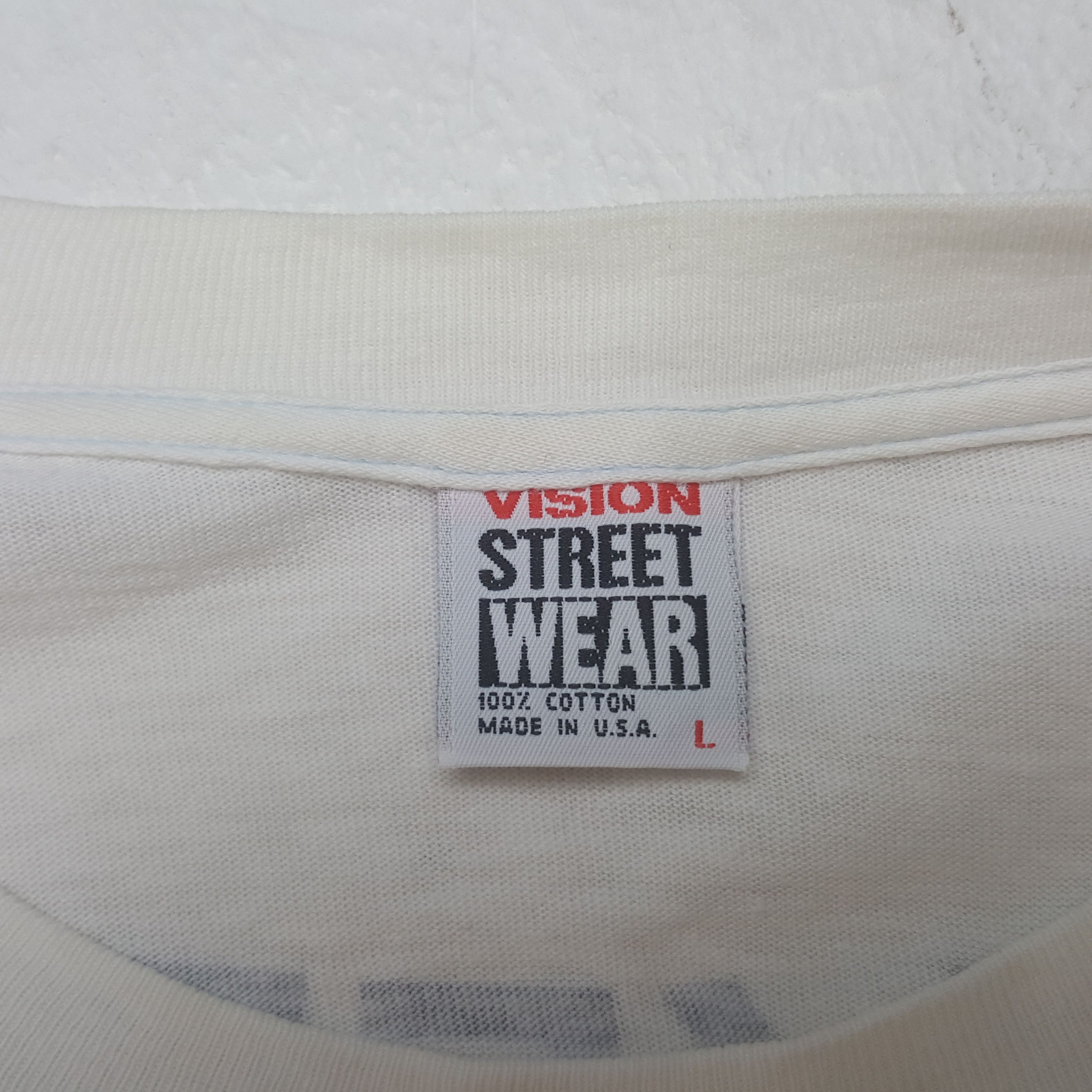 Vision Streetwear Vintage 1987 Vision Streetwear Skateboard Tshirt Size US M / EU 48-50 / 2 - 5 Thumbnail
