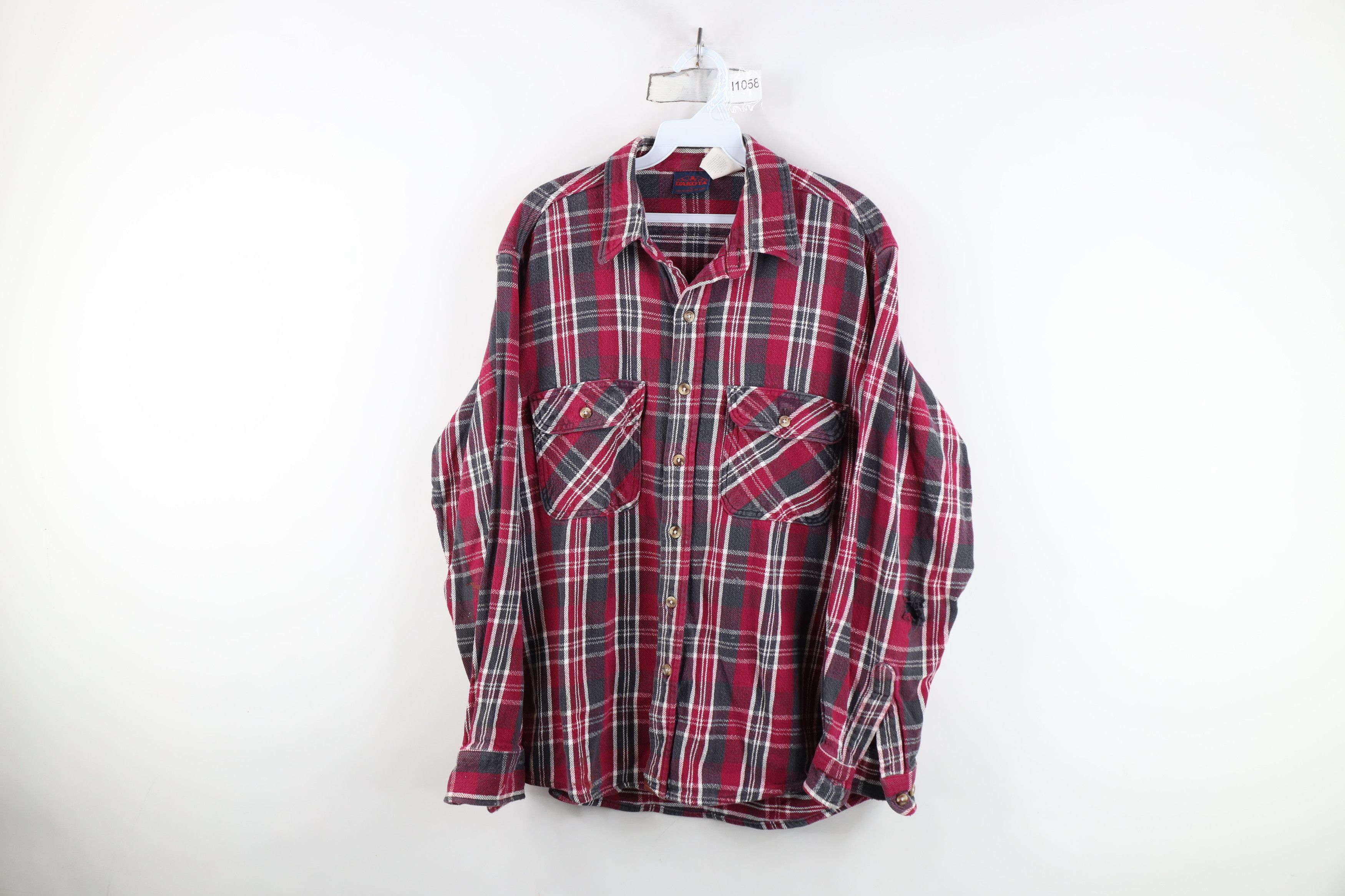 Vintage Vintage 90s Streetwear Heavyweight Button Shirt Plaid Size US L / EU 52-54 / 3 - 1 Thumbnail