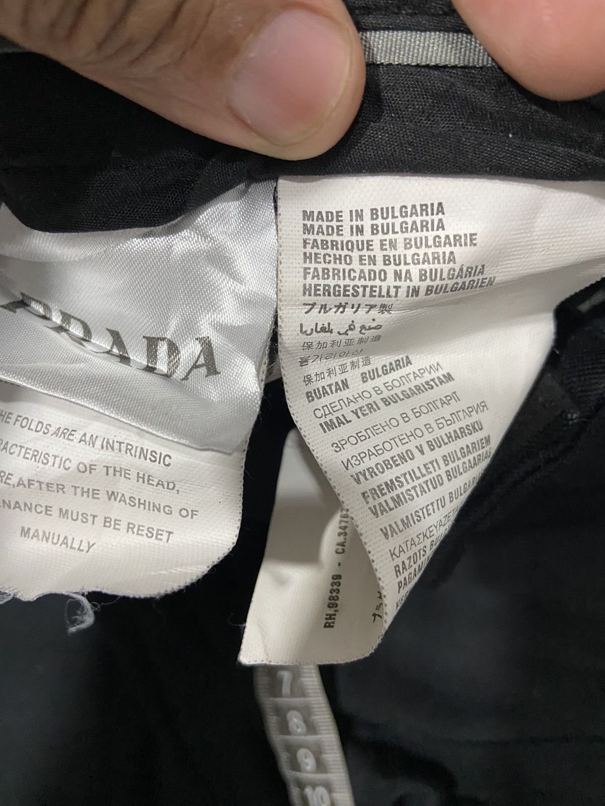 Prada PRADA MADE IN BULGARIA SIZE : 34 Size US 34 / EU 50 - 14 Thumbnail