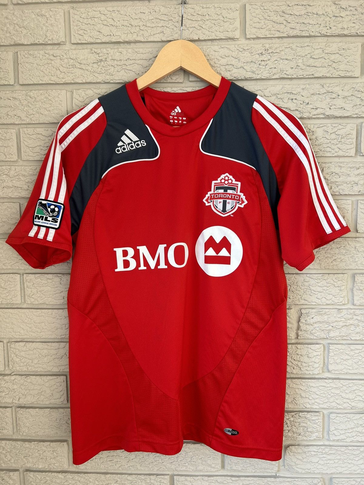 Adidas × Vintage Vintage Adidas Toronto FC 2008 Soccer Jersey Size US S / EU 44-46 / 1 - 1 Thumbnail