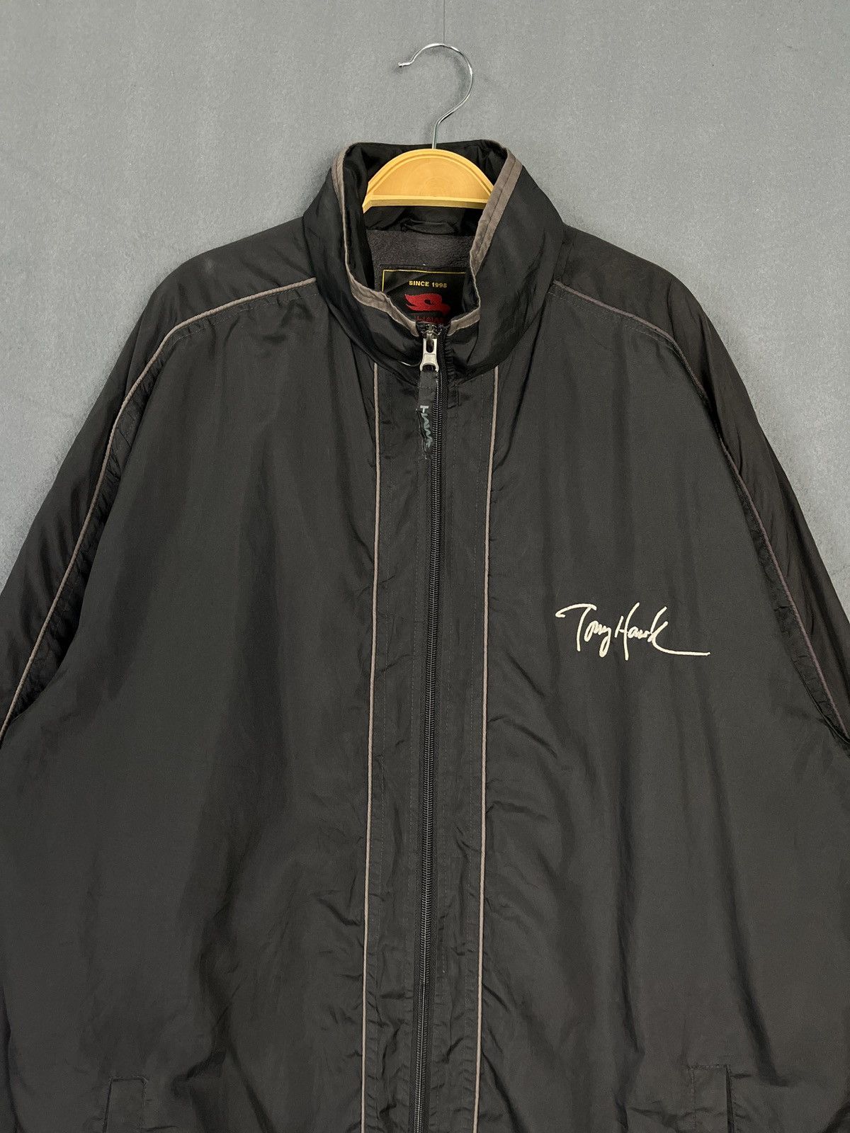 Tony Hawk × Vintage Tony Hawk Skateboarding Clothing Embroidered Backhit Jacket Size US XL / EU 56 / 4 - 4 Thumbnail