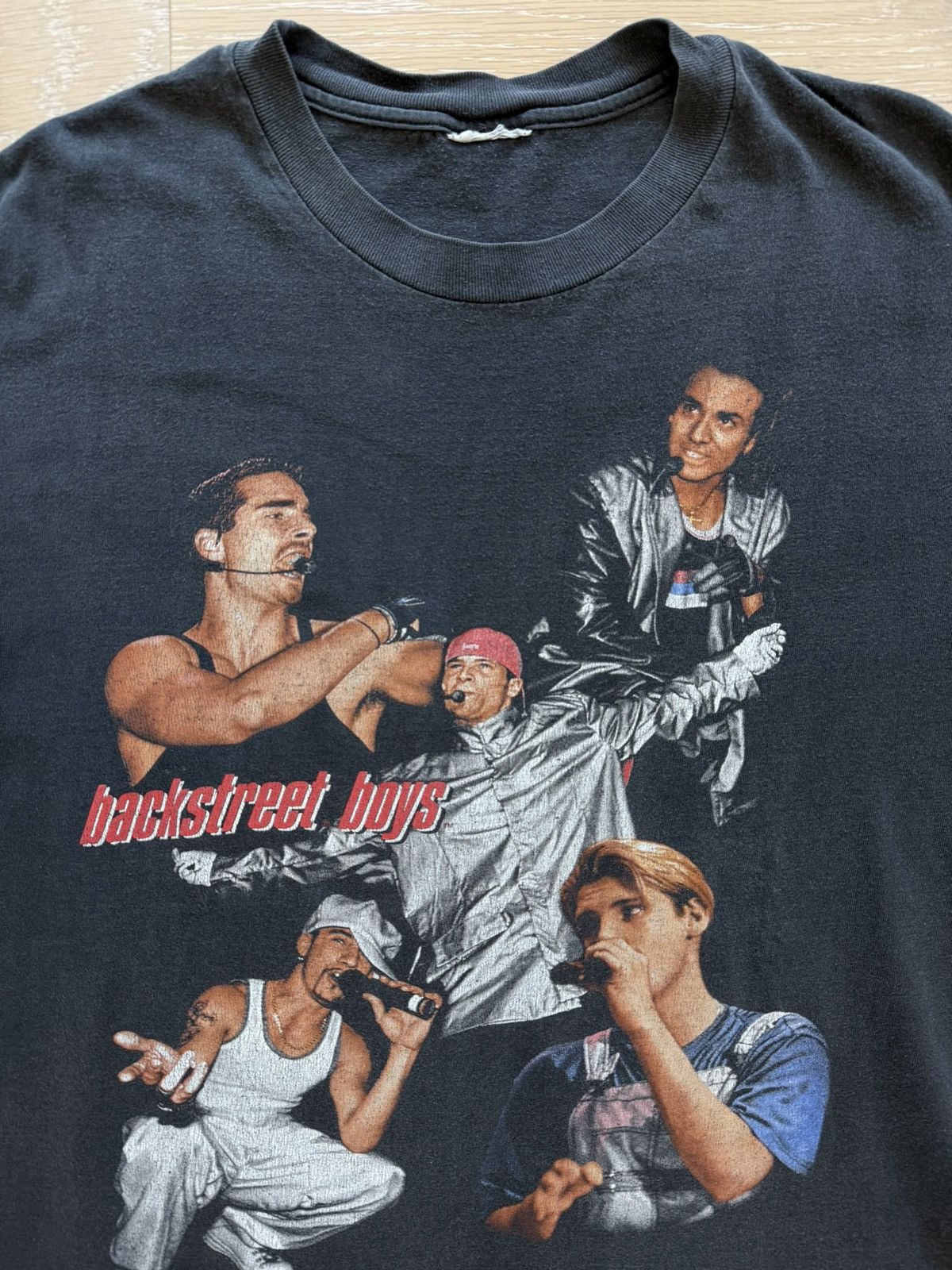 Vintage Vintage Backstreet Boys Backstreet’s Back ‘98 Tour Size US L / EU 52-54 / 3 - 5 Thumbnail