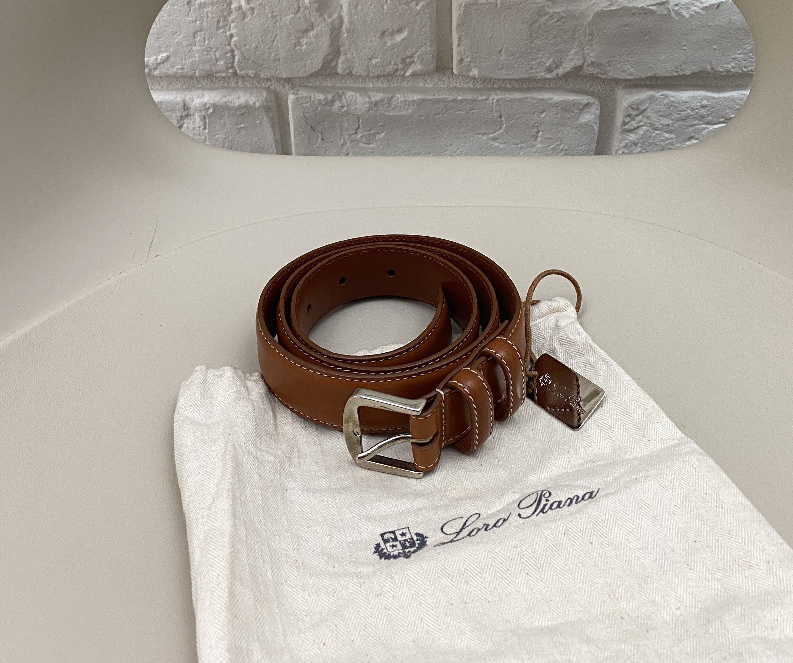 Leather LORO PIANA Alsavel Classic Leather Belt Brown Size 80/32 Size ONE SIZE - 1 Thumbnail