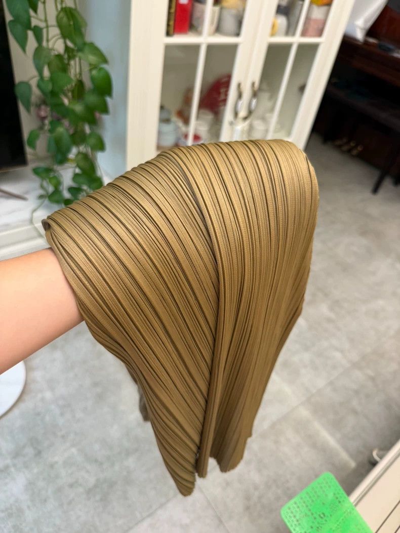 Issey Miyake Issey Miyake size:3 Brown pleated skirt Size 42" / US 20 - 8 Thumbnail