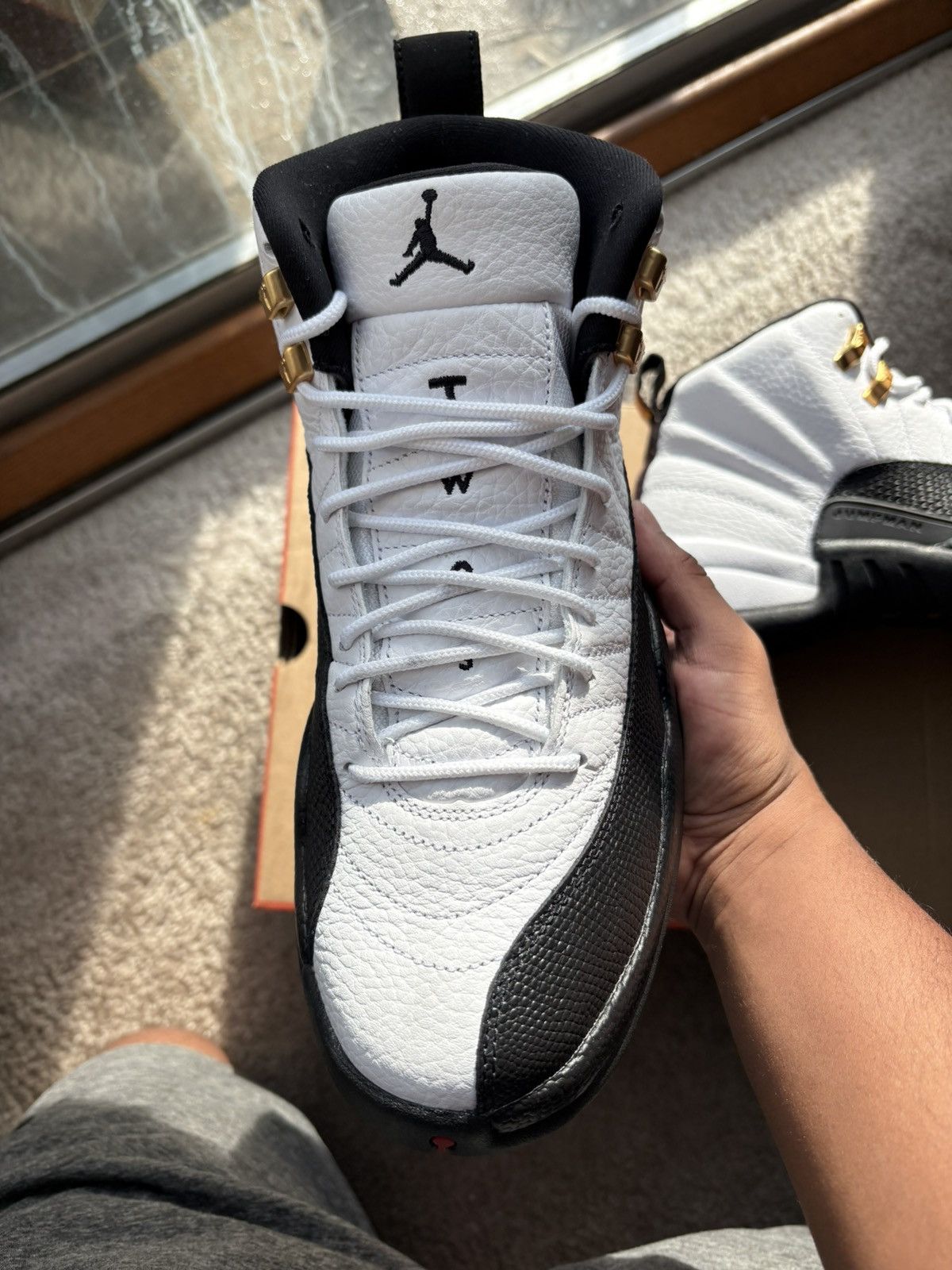 Jordan Brand Jordan 12 taxis Size US 8.5 / EU 41-42 - 7 Thumbnail