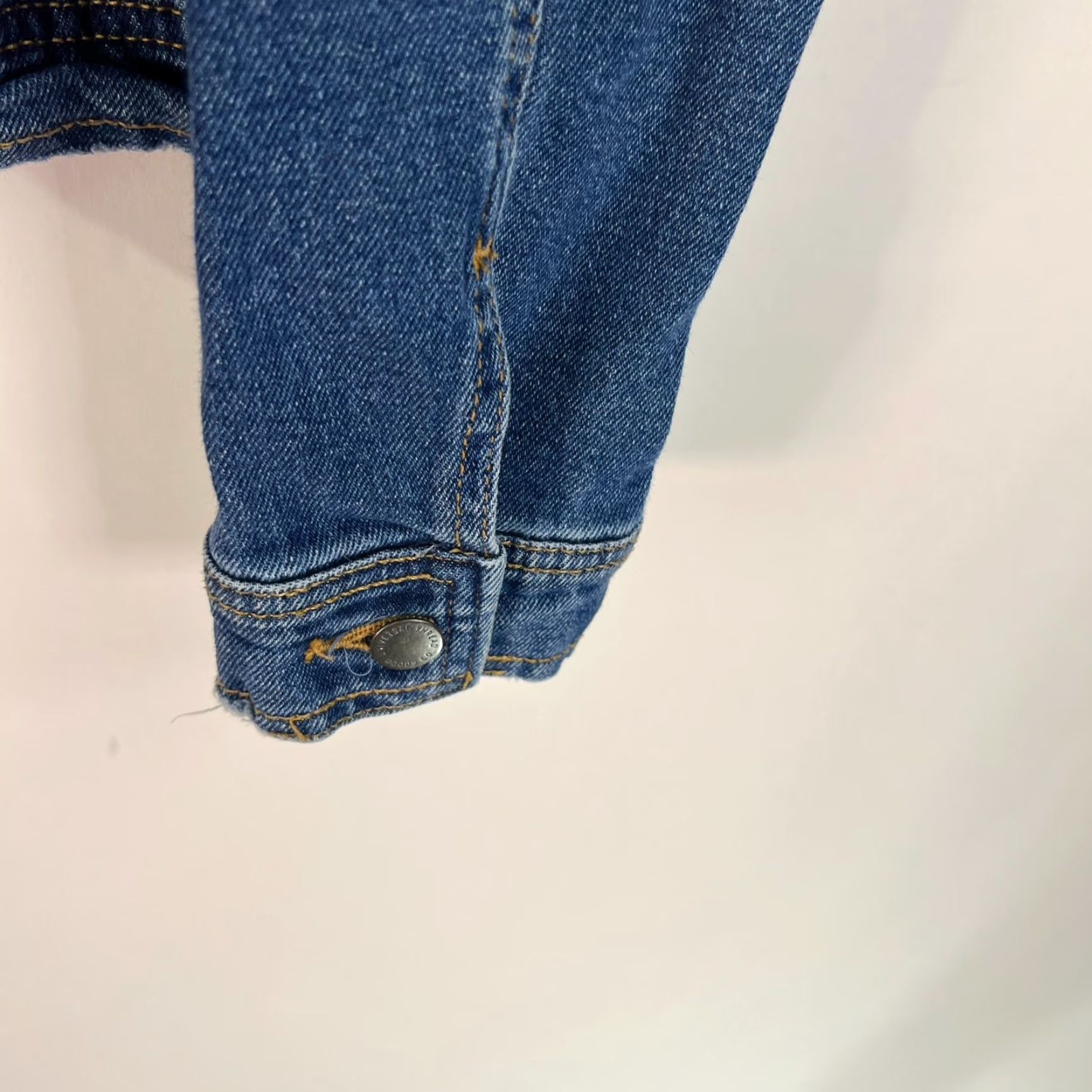 Vintage Universal Thread Freeborn Distressed Denim Jacket Teens XL Blue Casual Biker Mens Size 40" / US 18 - 3 Thumbnail
