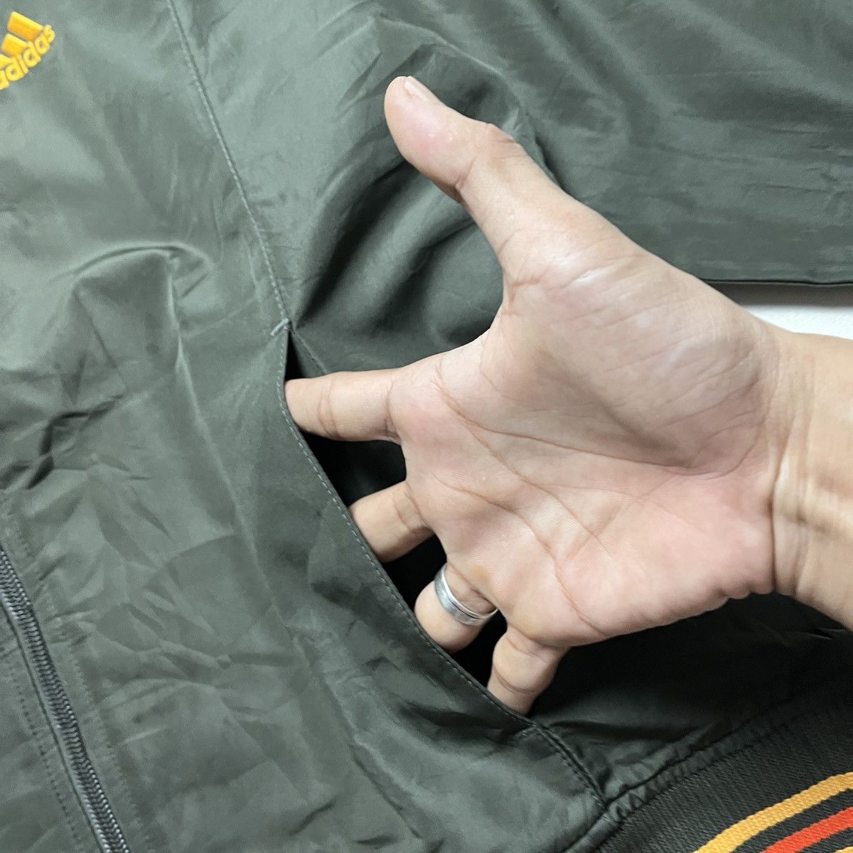Adidas Vintage adidas jacket Size US S / EU 44-46 / 1 - 6 Thumbnail