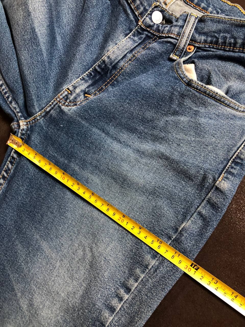 Levi's Levi's 514 jeans in a blue wash, size W36 L32 Size US 36 / EU 52 - 7 Thumbnail