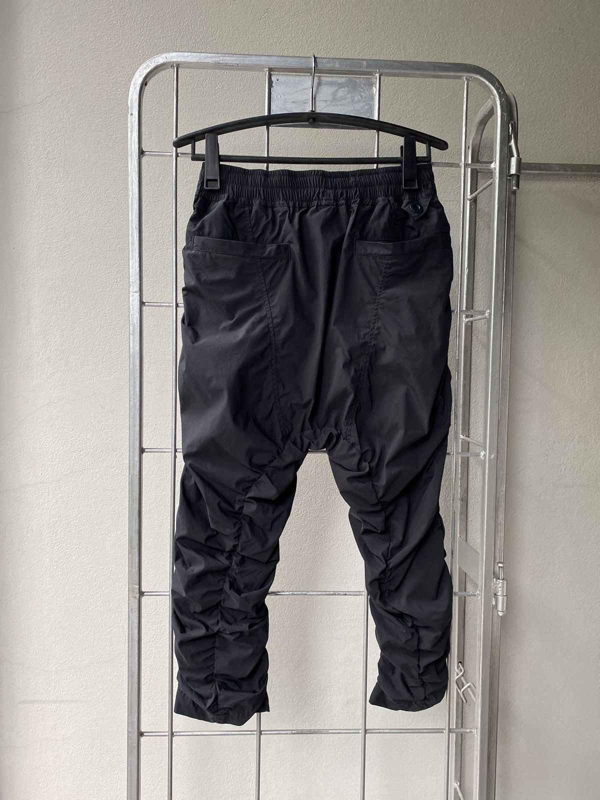 White Mountaineering White Mountaineering Smock Drop Pants Size US 28 / EU 44 - 4 Thumbnail