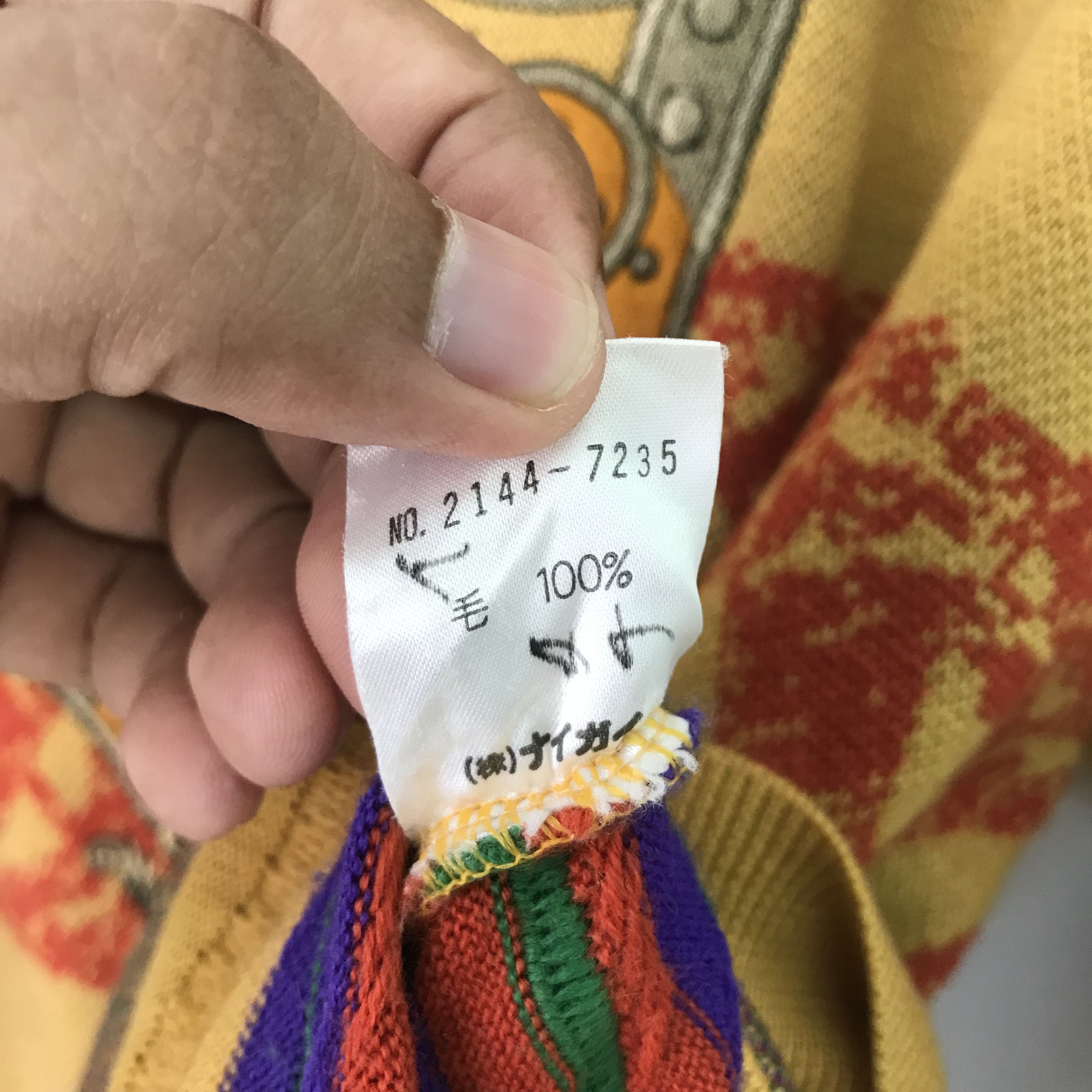 Vintage vintage knitwear - 609 Size US M / EU 48-50 / 2 - 8 Thumbnail