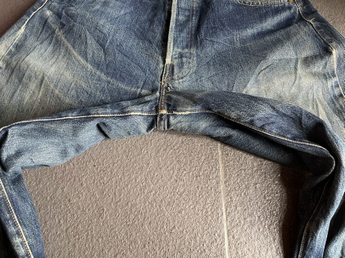 Levi's Vtg Big E 501 Levi’s Selvedge V-Stitch Distressed Late 90’s Size US 28 / EU 44 - 19 Thumbnail