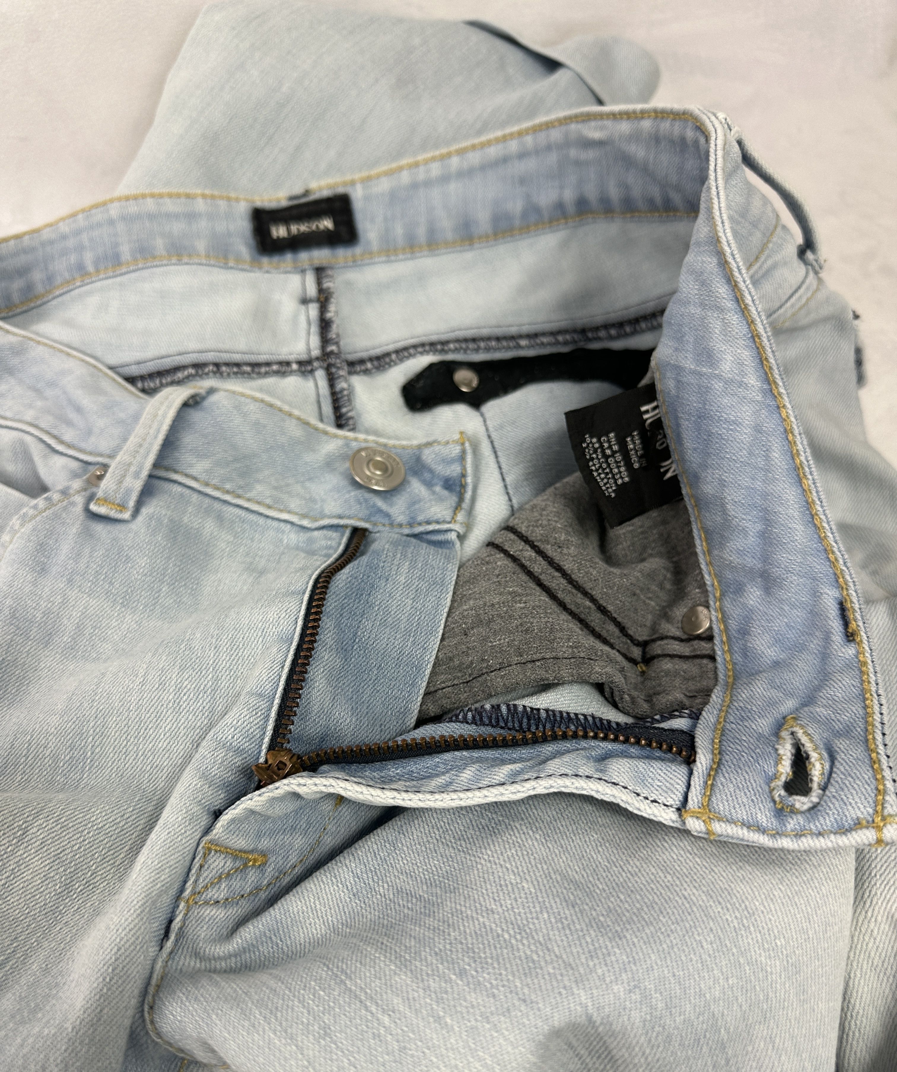 Hudson Hudson Bacara Straight Flood Cuff Jeans 30 Size 30" / US 8 / IT 44 - 4 Thumbnail