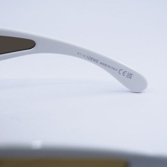 Loewe Loewe LW40132I 25G Sunglasses Shiny Ivory White Aviator Size ONE SIZE - 7 Thumbnail