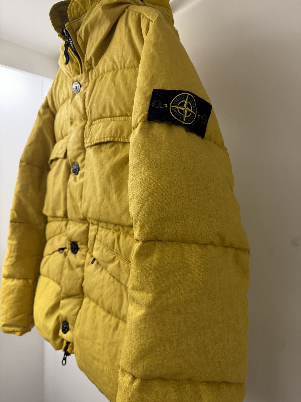 Stone Island Stone Island 2018 Yellow Lino Resinato Down-TC Puffer Jacket Size US M / EU 48-50 / 2 - 2 Thumbnail
