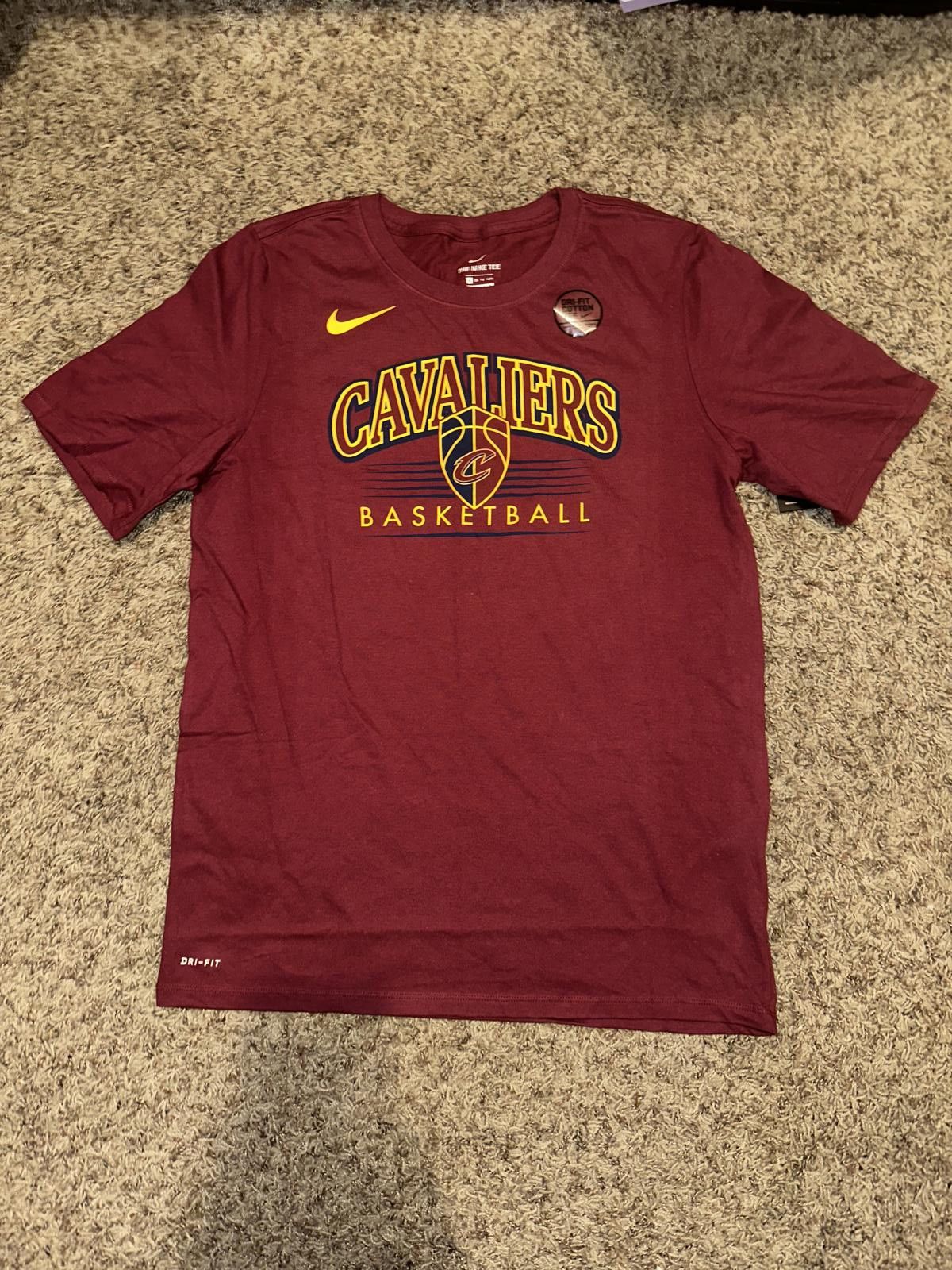 Nike Nike Big Kids (Boy’s) NBA Cleveland Cavaliers Dri-Fit Basketball T-Shirt Size US XXS / EU 40 - 1 Thumbnail