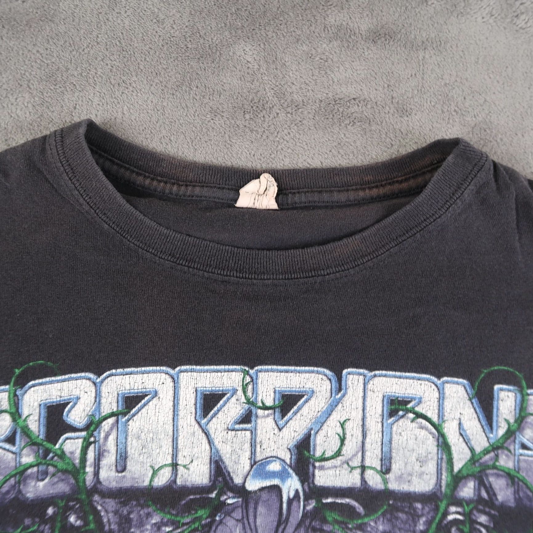 Anvil 2010 Scorpions Get your Sting and Blackout World Tour Graphic T Shirt M Black Mens Shirt Graphic Print Band Music 2010s Size US M / EU 48-50 / 2 - 7 Thumbnail