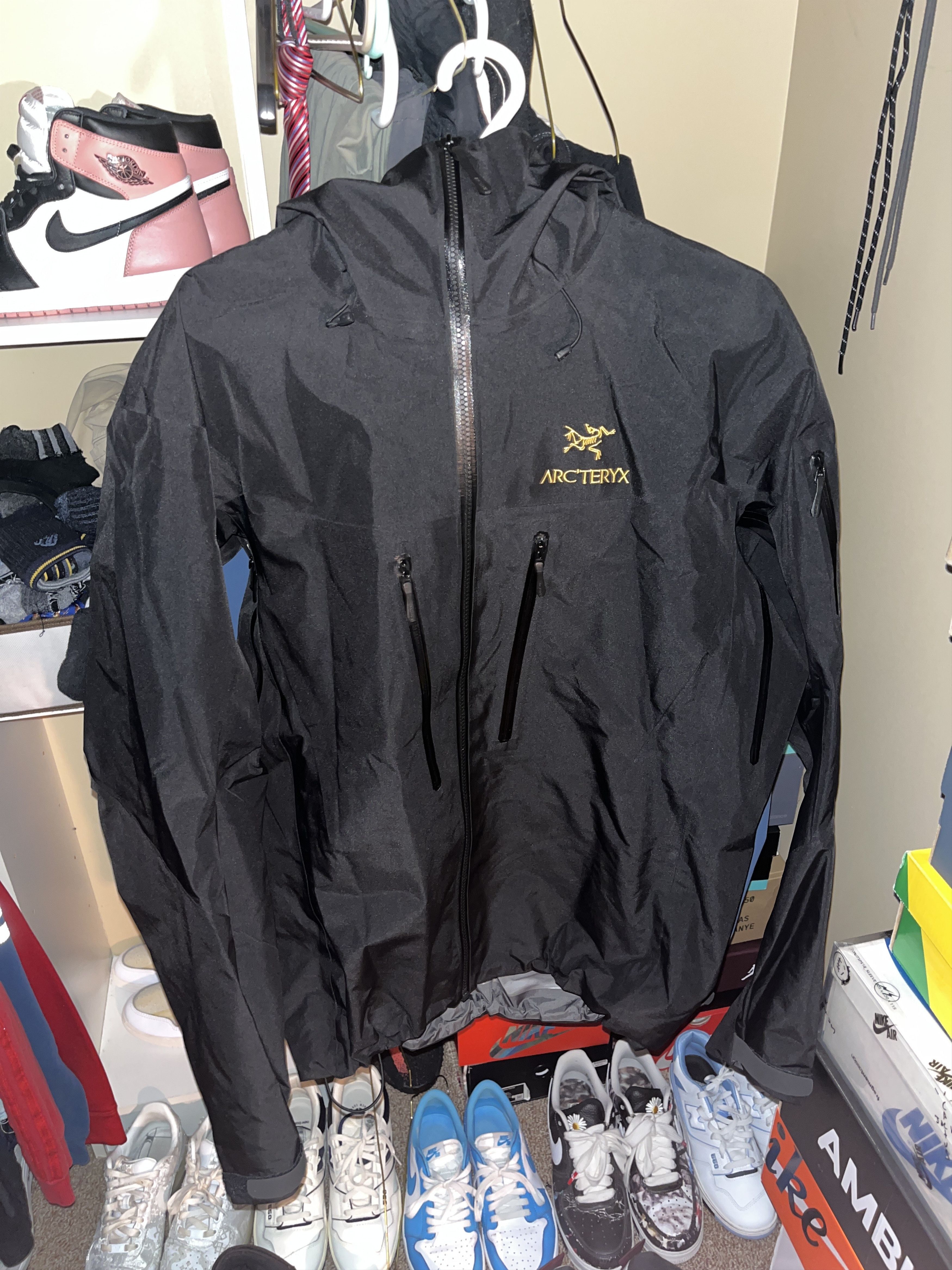 Arc'teryx Arc'teryx 24k Gold Alpha SV Jacket | Grailed