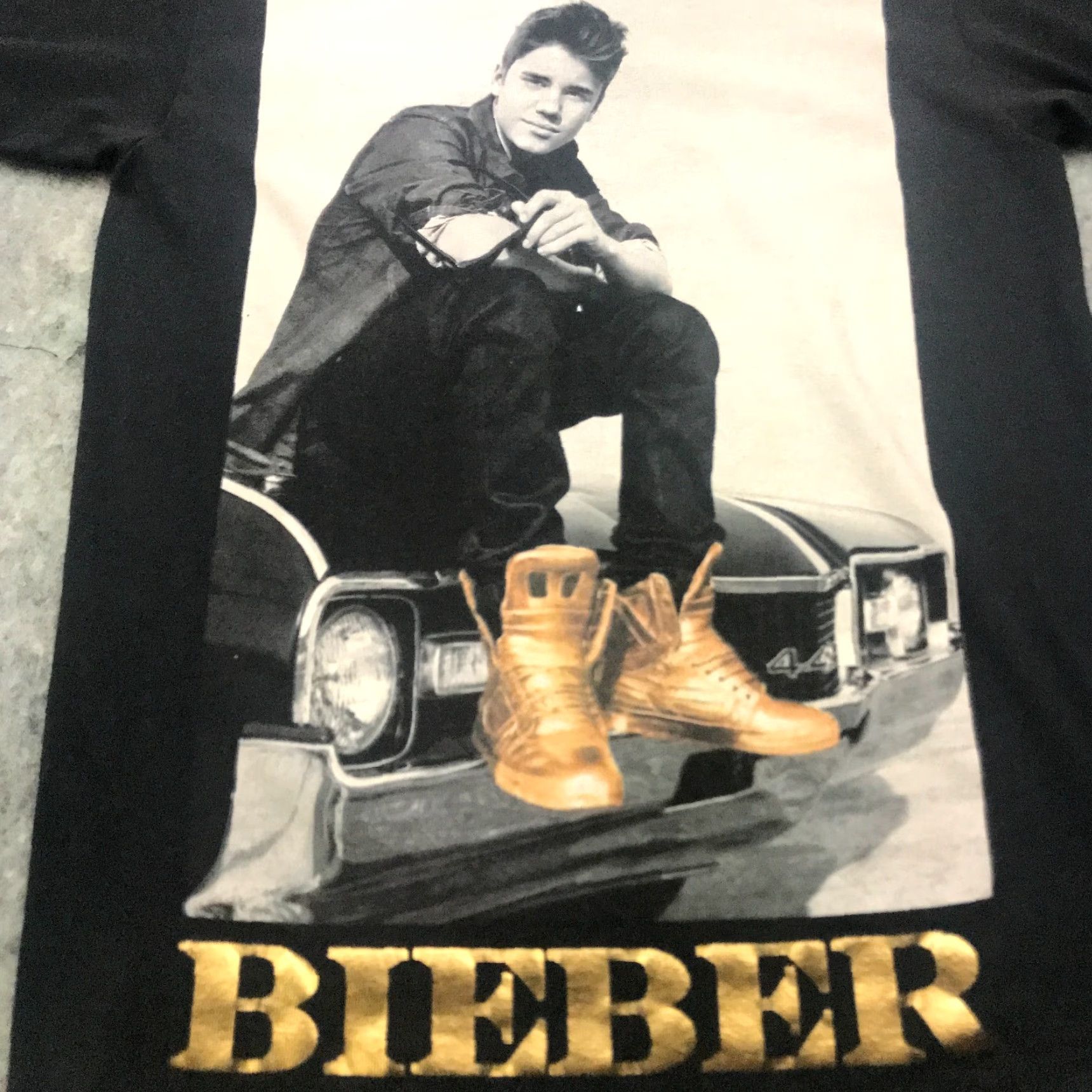 Delta Justin Bieber Shirt Mens Small Black Gold Shoes Graphic Tee Slim Fit T-Shirt Men Black Graphic Print Music 2000s Delta Pro Weight Size US S / EU 44-46 / 1 - 2 Thumbnail