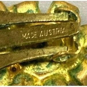 Other Vintage Gold Tone Austrian Brooch & Clip Earrings Set With A Size ONE SIZE - 9 Thumbnail