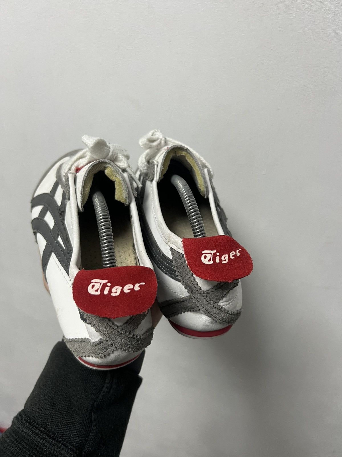 Asics Vintage Asics onitsuka tiger mexico 66 sneakers Size US 9 / EU 42 - 3 Thumbnail