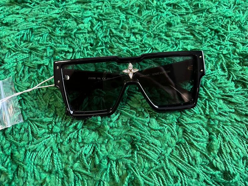 Louis Vuitton Louis Vuitton Presbyopic sunglasses Size ONE SIZE - 2 Thumbnail