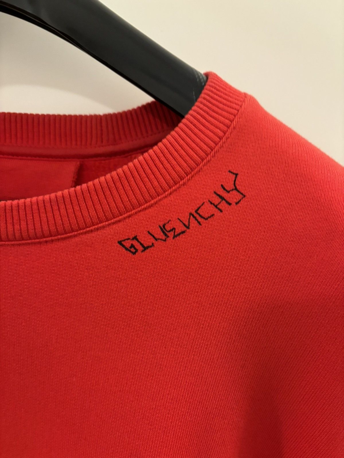 Givenchy Givenchy Emblem - been thru hell sweatshirt - M Size US M / EU 48-50 / 2 - 4 Thumbnail