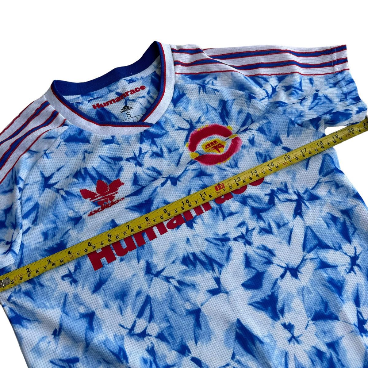 Adidas × Humanrace ADIDAS MANCHESTER UNITED HUMAN RACE SOCCER JERSEY Size US S / EU 44-46 / 1 - 7 Thumbnail