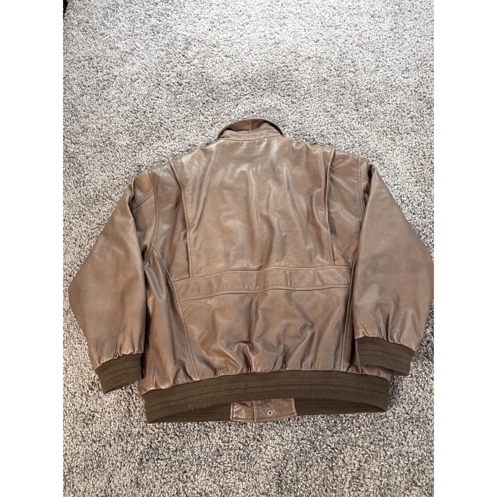 Roundtree & Yorke VINTAGE Roundtree & Yorke Leather A2 Bomber Jacket XL Regular Men Dark Brown Size US XL / EU 56 / 4 - 5 Thumbnail