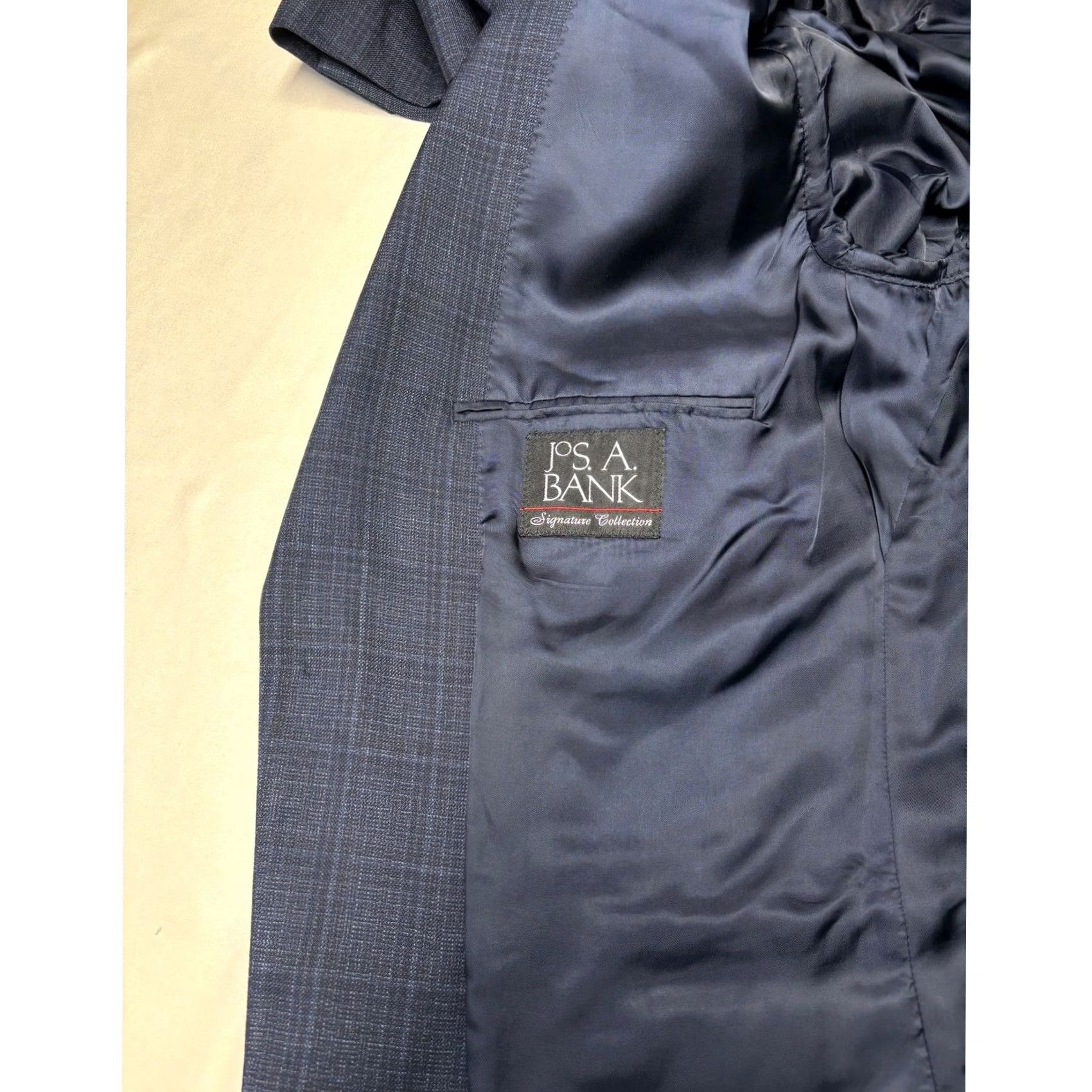 Vintage VINTAGE? No. Jos A Bank Signature Collection Mens Plaid Wool Blend Sport Coat 40L Blazer Navy Size 40R - 7 Thumbnail