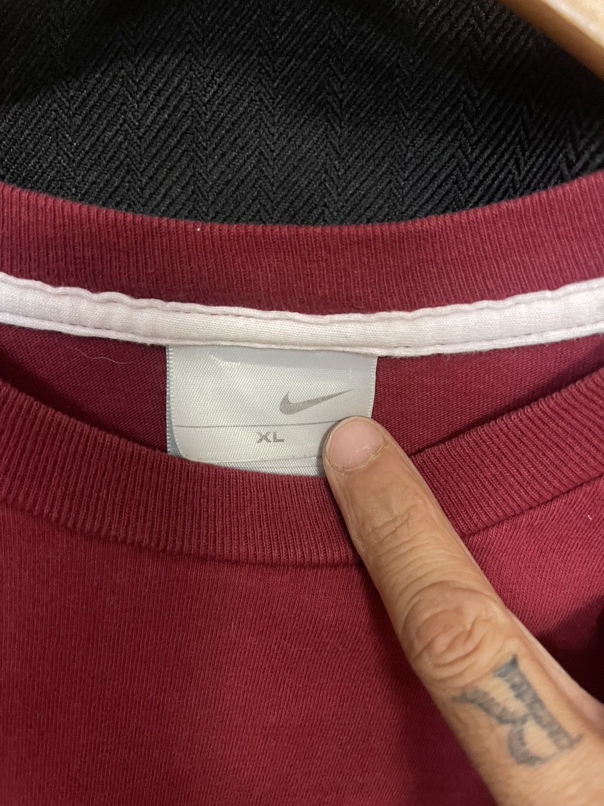Nike Vintage reworked Nike tee Size US XL / EU 56 / 4 - 3 Thumbnail