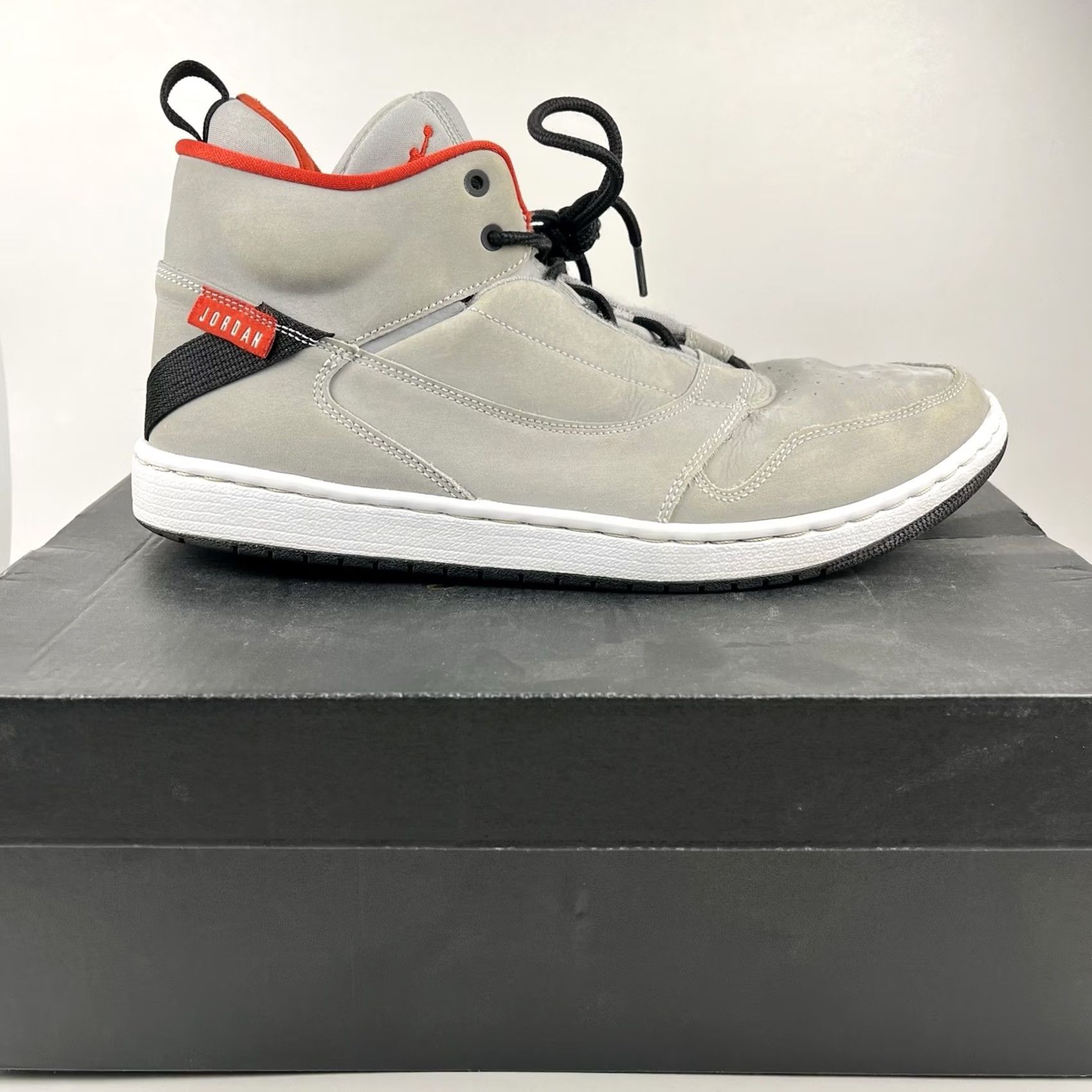 Nike Nike Air Jordan Fadeaway Sneakers Men’s Size 11 Wolf Grey University Red AO1329-060 Size US 11 / EU 44 - 2 Thumbnail