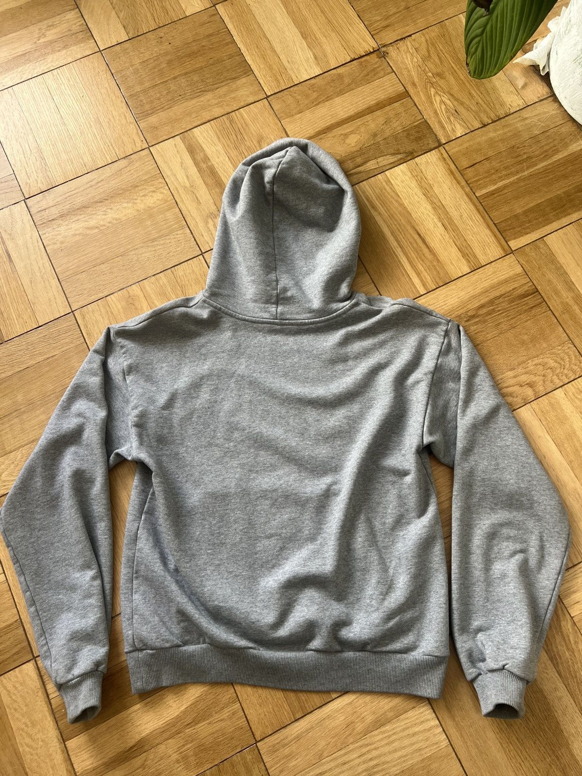 Balenciaga Balenciaga Basic Hoodie Size US S / EU 44-46 / 1 - 2 Thumbnail